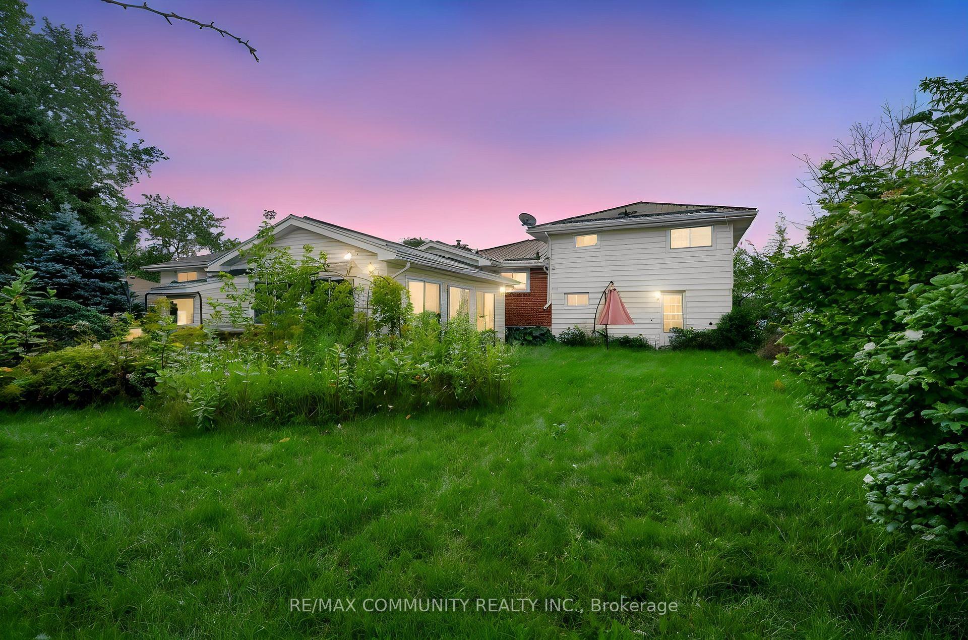 Photo 37 of Unit 7, 123 Rollins Drive, Belleville, Belleville Ward — HOMEH