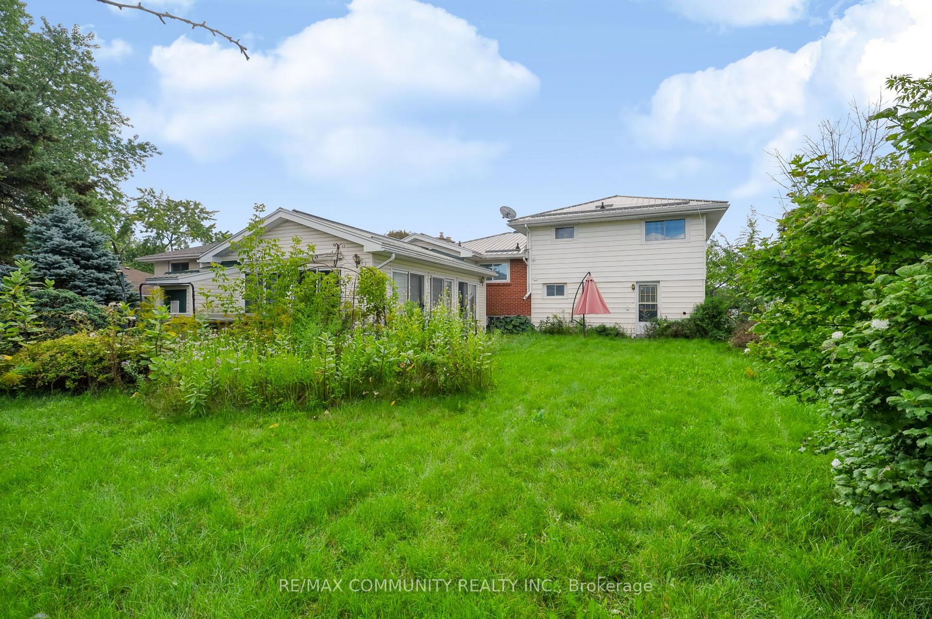 Photo 38 of Unit 7, 123 Rollins Drive, Belleville, Belleville Ward — HOMEH