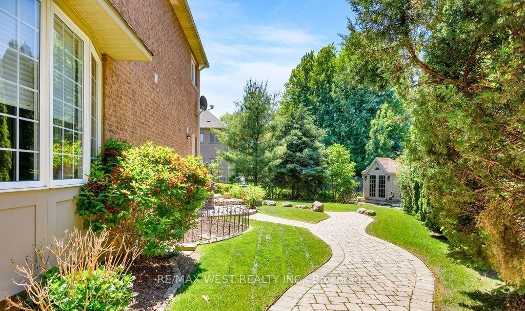 Photo 7 of 3338 Fox Run Circle, Oakville, Bronte — HOMEH