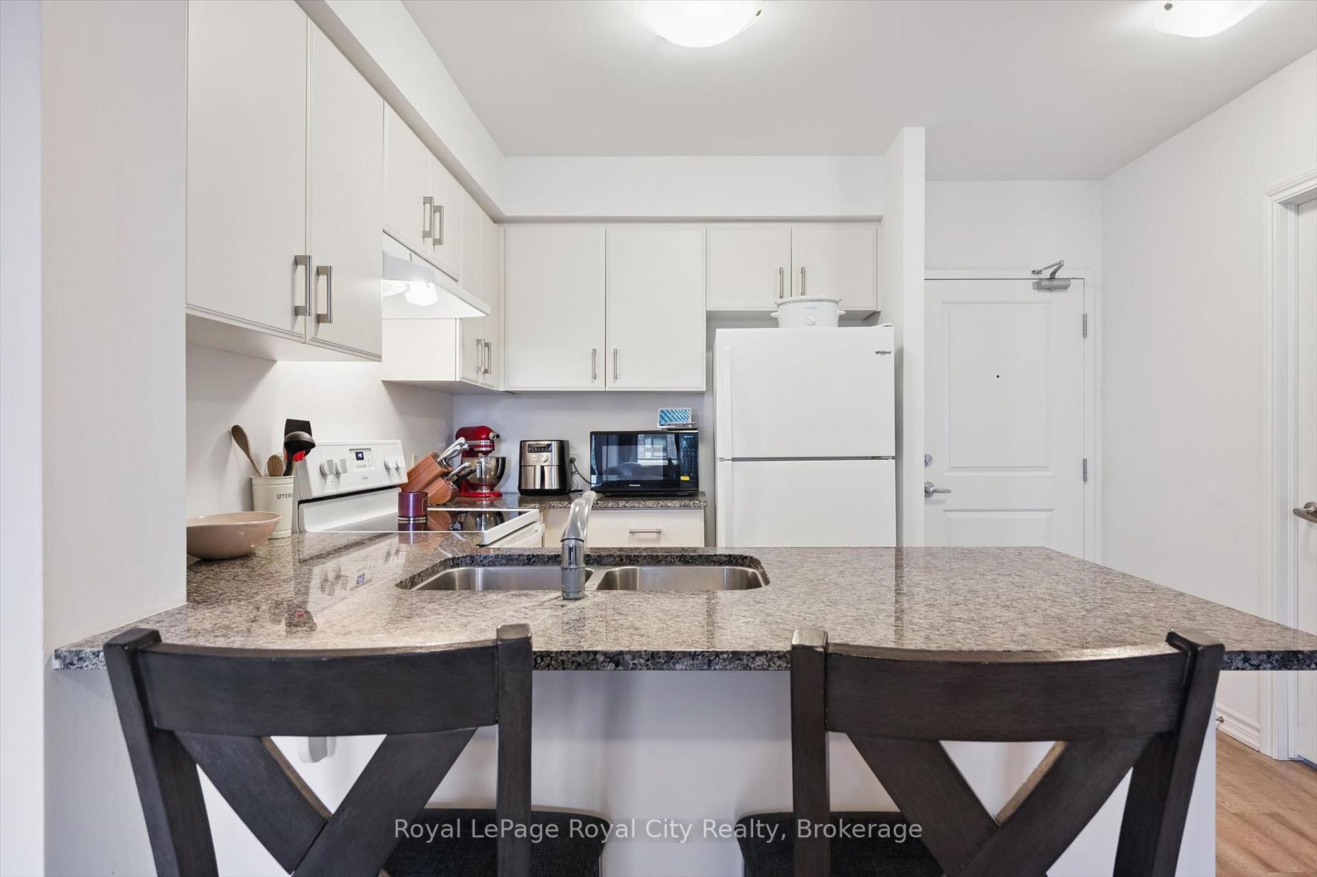 Photo 7 of Unit 229, 1284 Gordon Street, Guelph, Kortright East — HOMEH