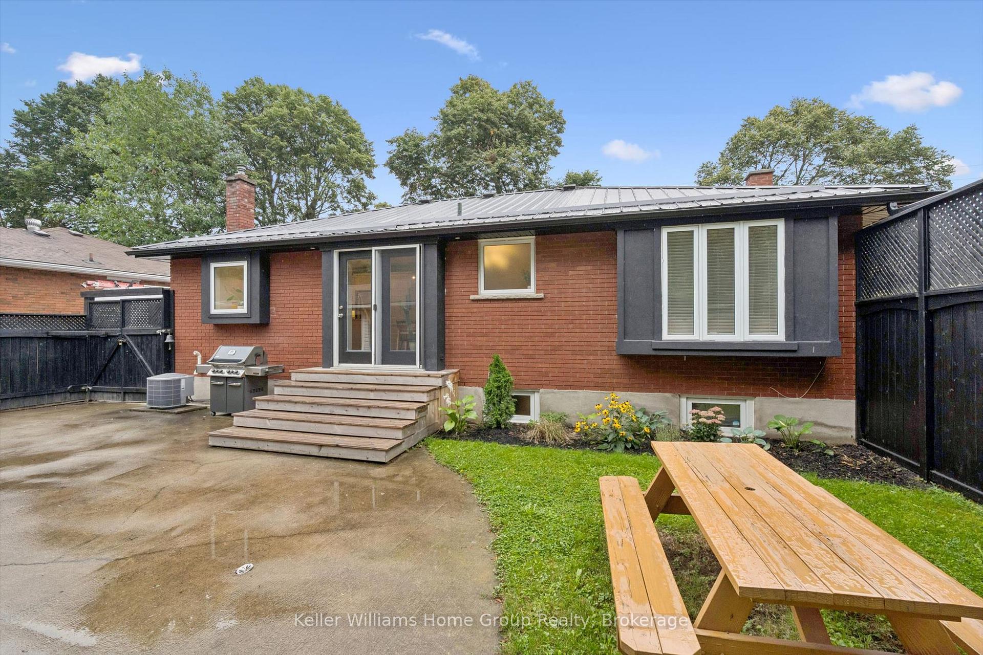 Photo 39 of 85 Bailey Avenue, Guelph, Riverside Park — HOMEH