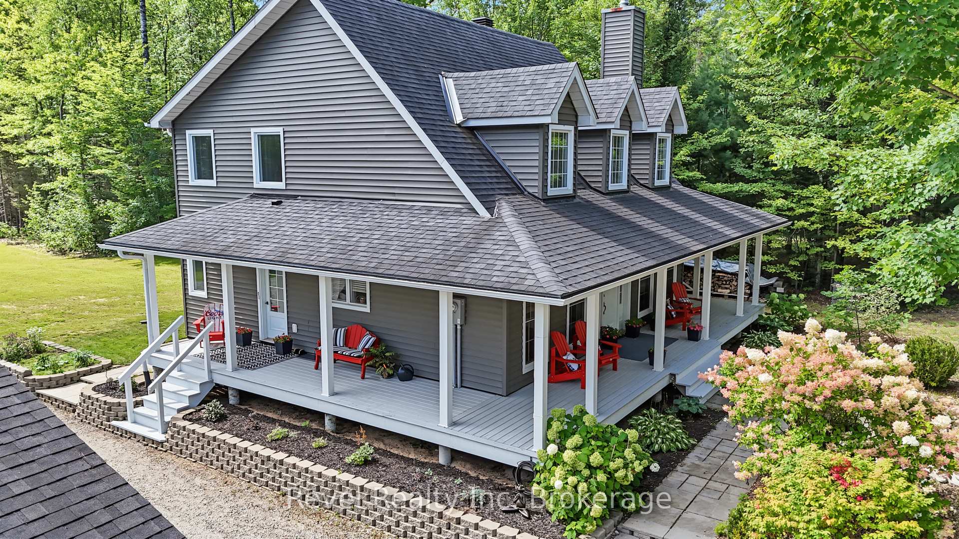 Photo 2 of 99 Laurentian Crescent, Mattawan — HOMEH