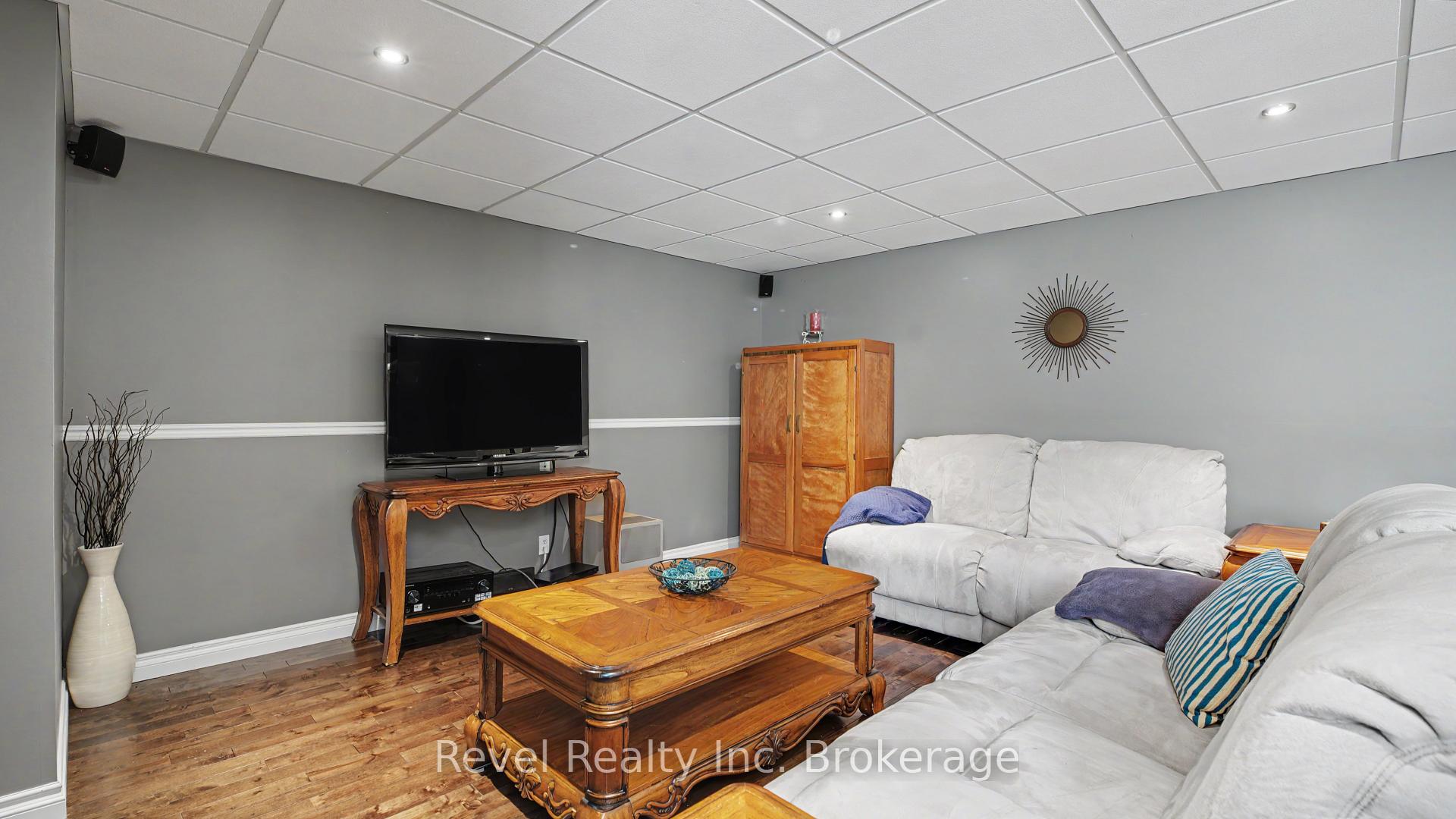 Photo 28 of 99 Laurentian Crescent, Mattawan — HOMEH