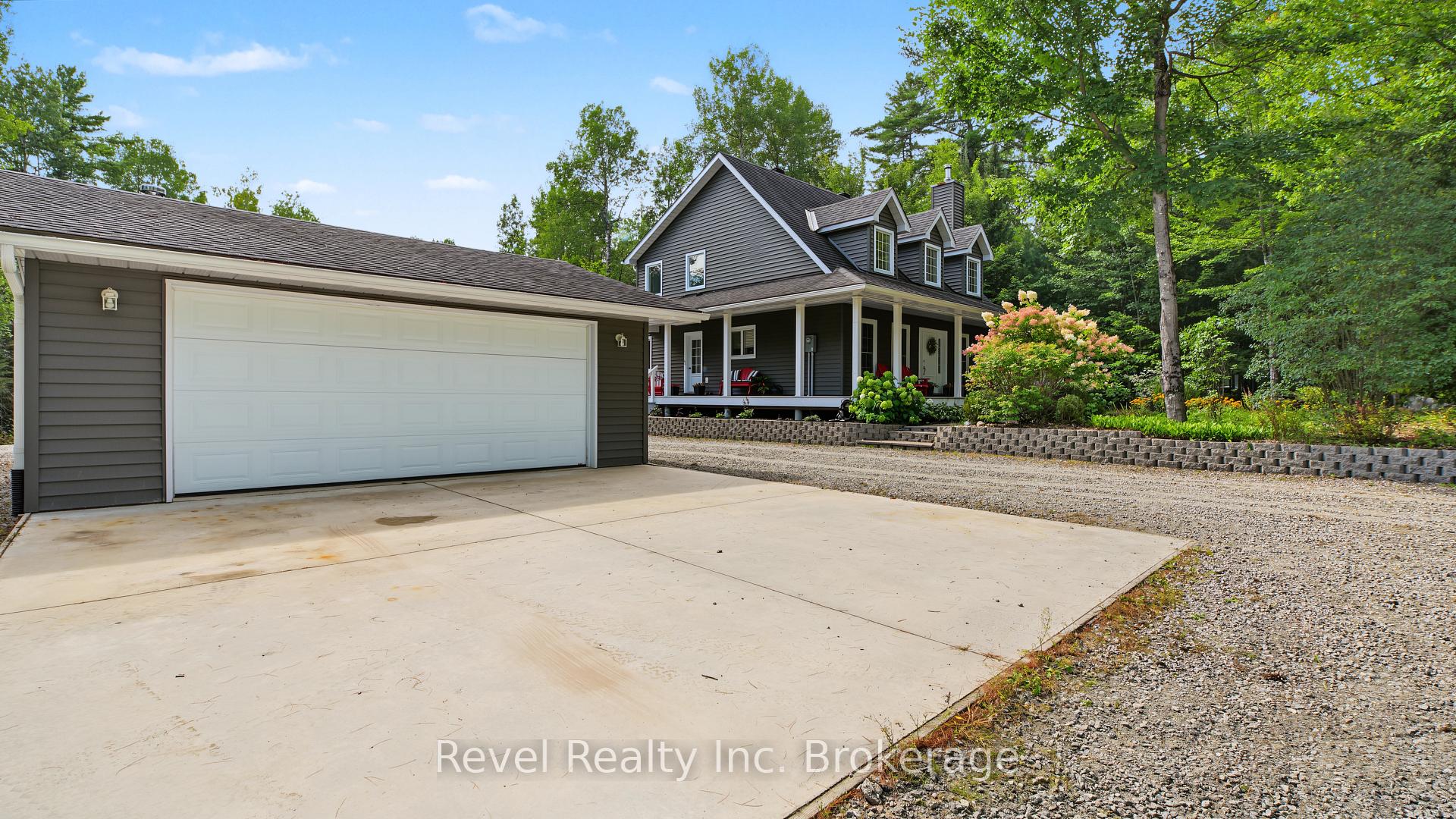 Photo 37 of 99 Laurentian Crescent, Mattawan — HOMEH