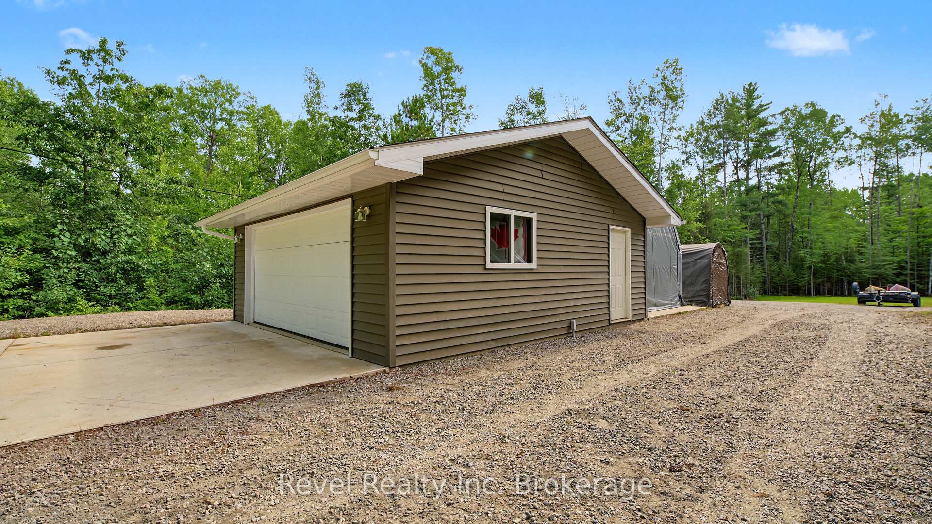 Photo 39 of 99 Laurentian Crescent, Mattawan — HOMEH