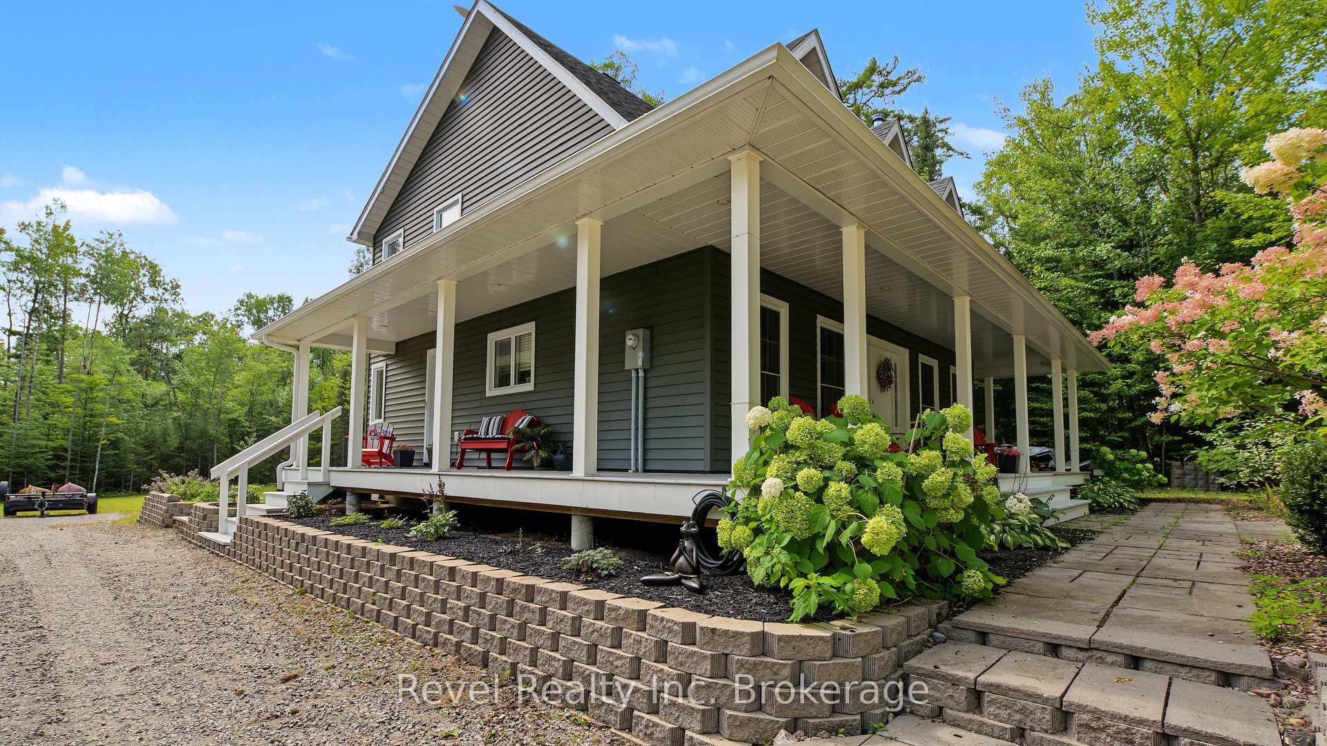 Photo 40 of 99 Laurentian Crescent, Mattawan — HOMEH