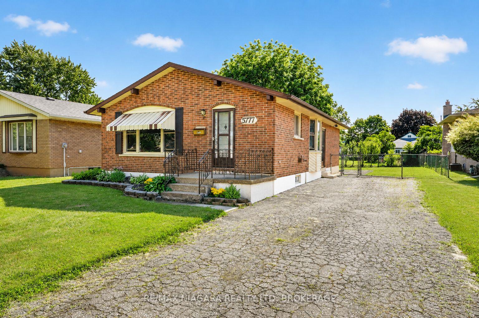 Photo 2 of 5777 Sunnylea Crescent, Niagara Falls, Arad/Fallsview — HOMEH