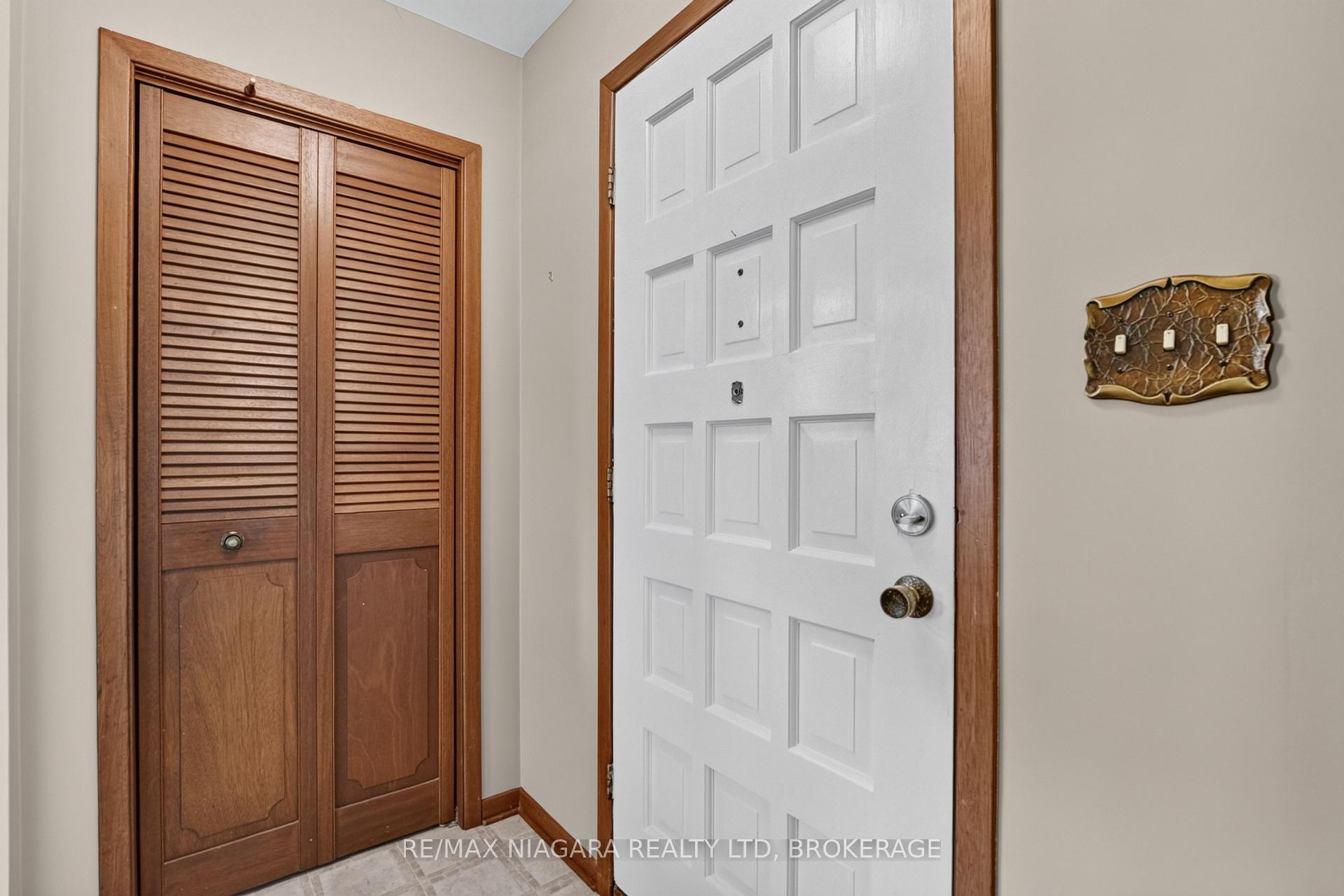Photo 8 of 5777 Sunnylea Crescent, Niagara Falls, Arad/Fallsview — HOMEH