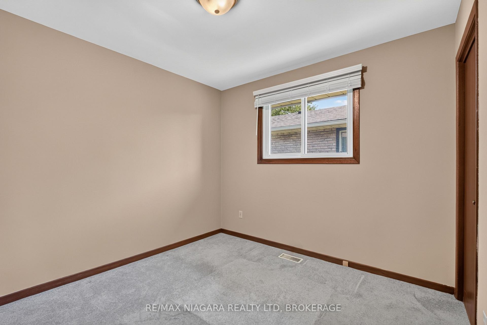 Photo 24 of 5777 Sunnylea Crescent, Niagara Falls, Arad/Fallsview — HOMEH