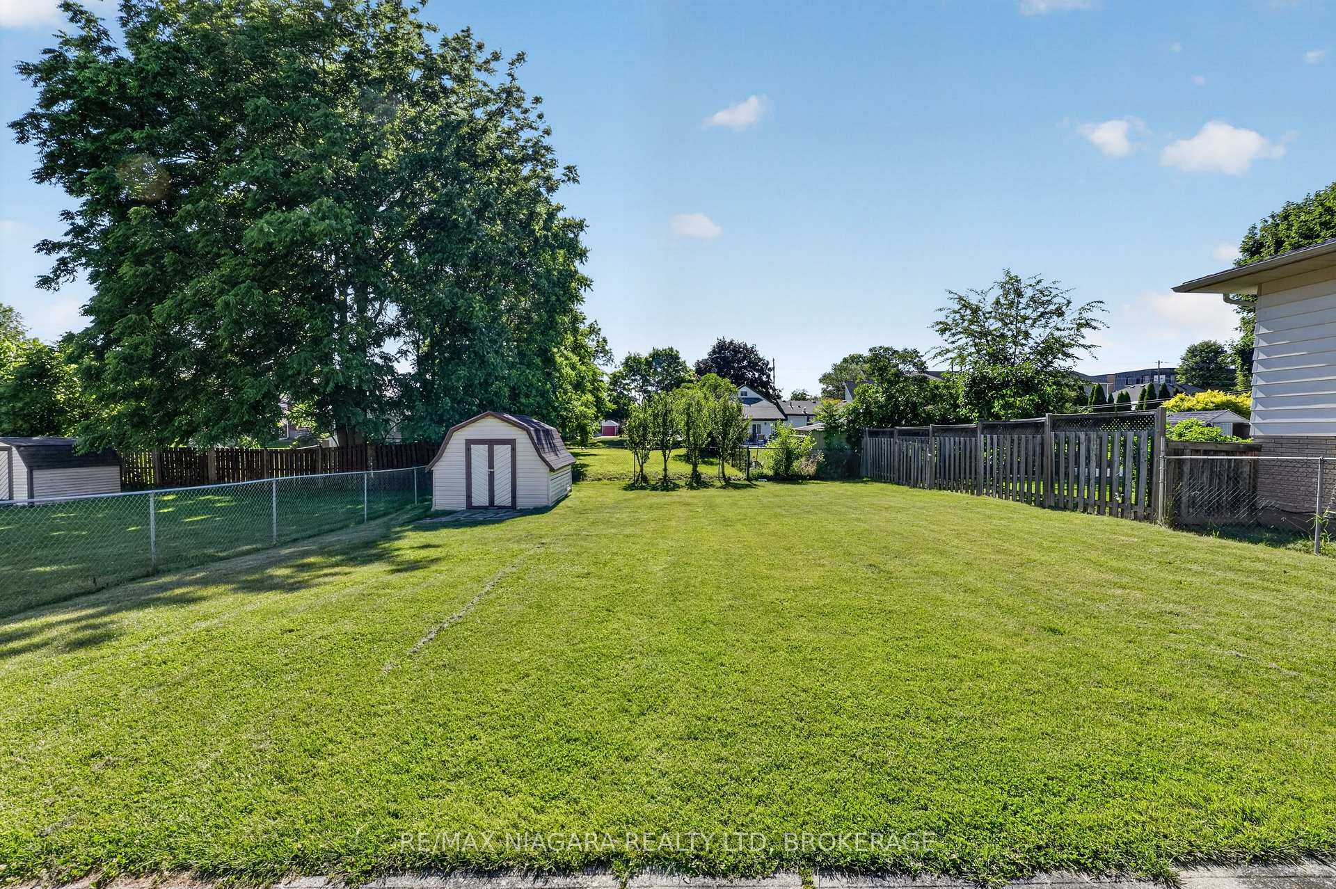 Photo 41 of 5777 Sunnylea Crescent, Niagara Falls, Arad/Fallsview — HOMEH