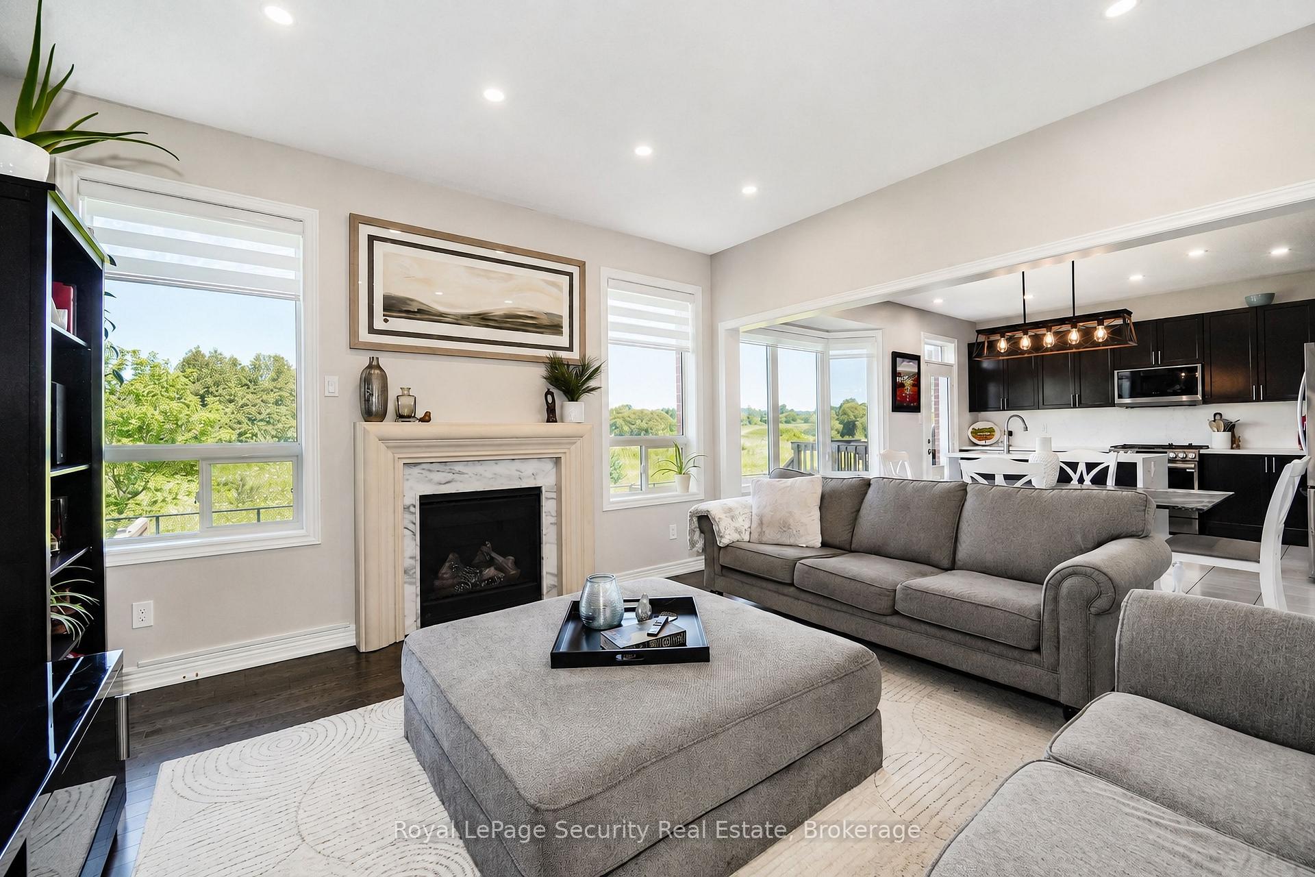 Photo 12 of 77 Pierce Place, New Tecumseth, Tottenham — HOMEH