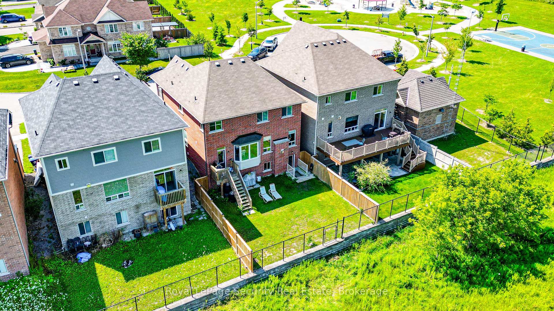 Photo 30 of 77 Pierce Place, New Tecumseth, Tottenham — HOMEH