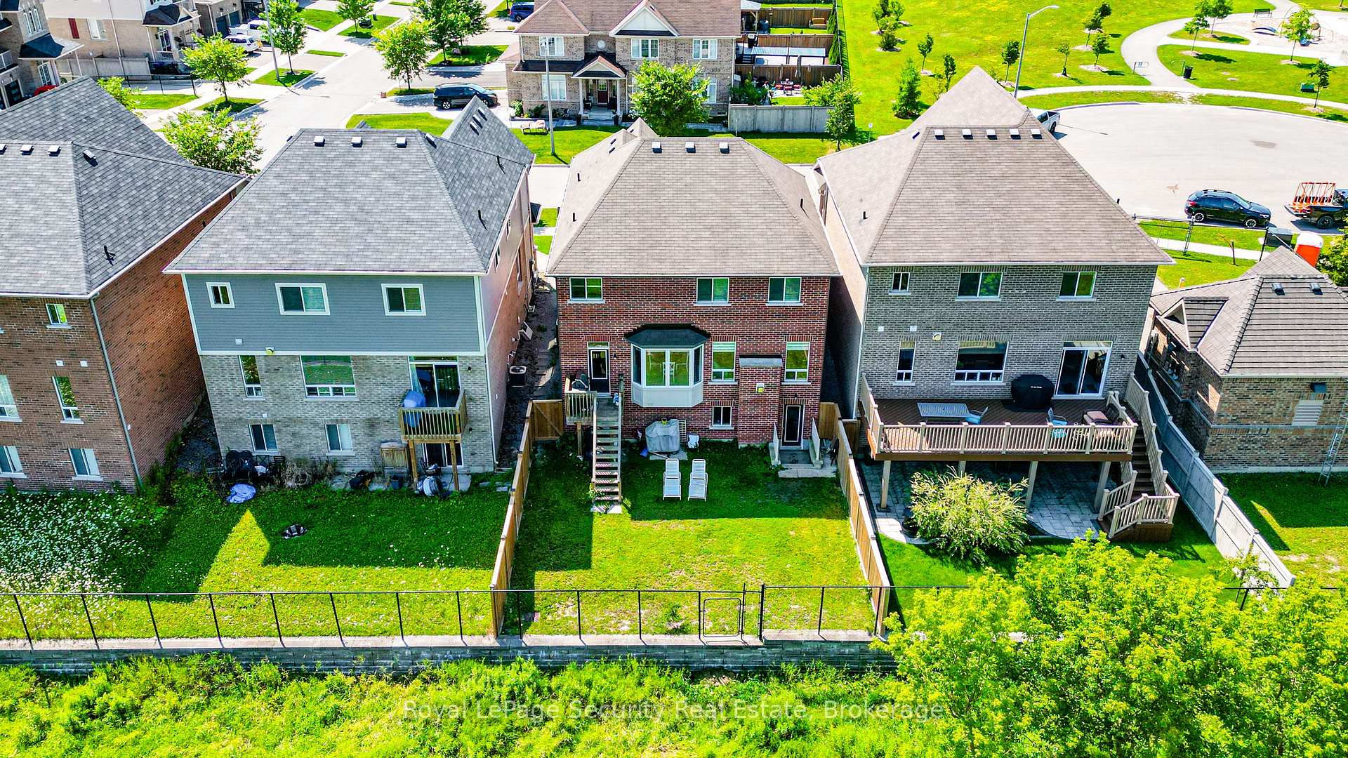 Photo 31 of 77 Pierce Place, New Tecumseth, Tottenham — HOMEH