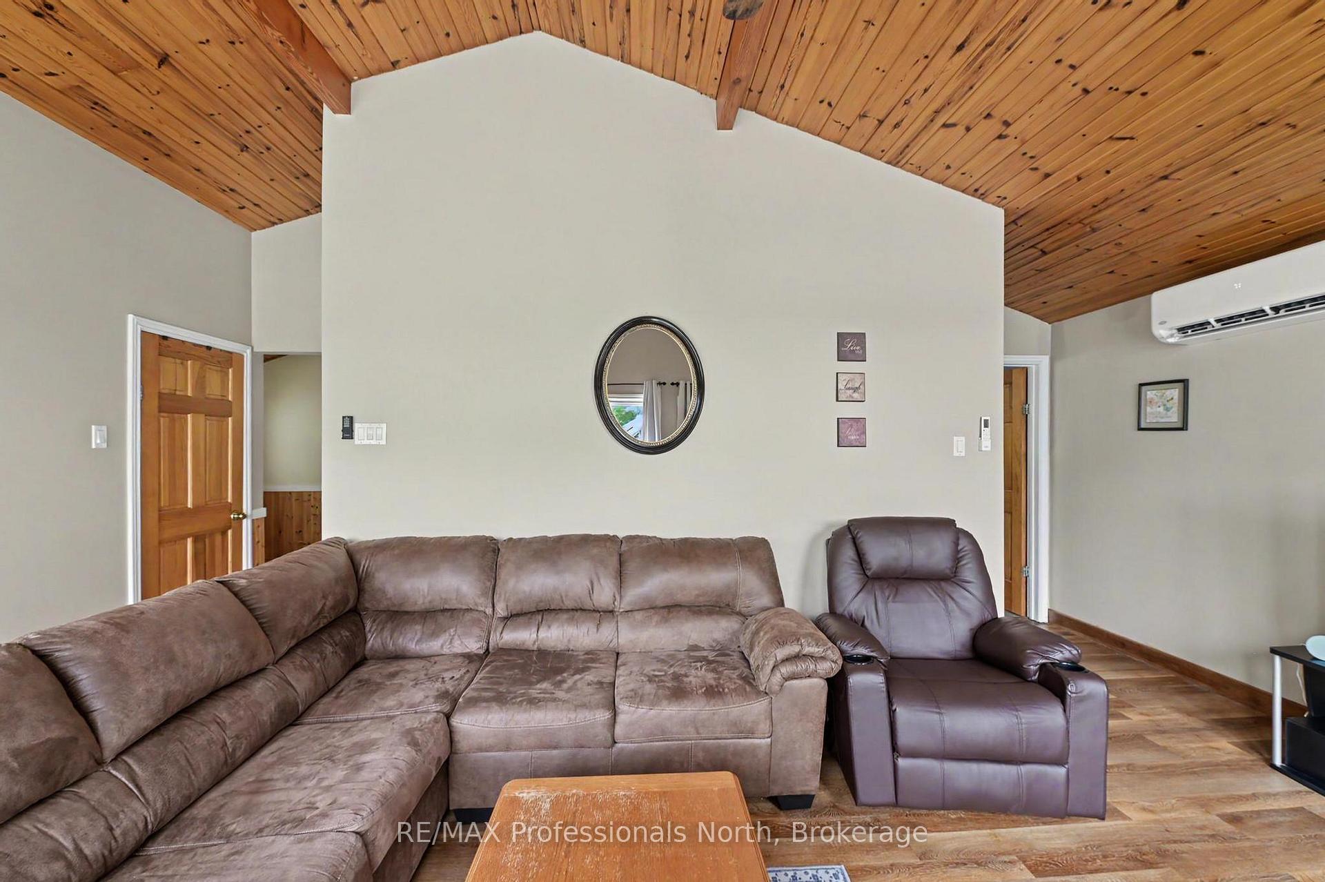 Photo 12 of 1034 Ablett Court, Algonquin Highlands, Stanhope — HOMEH