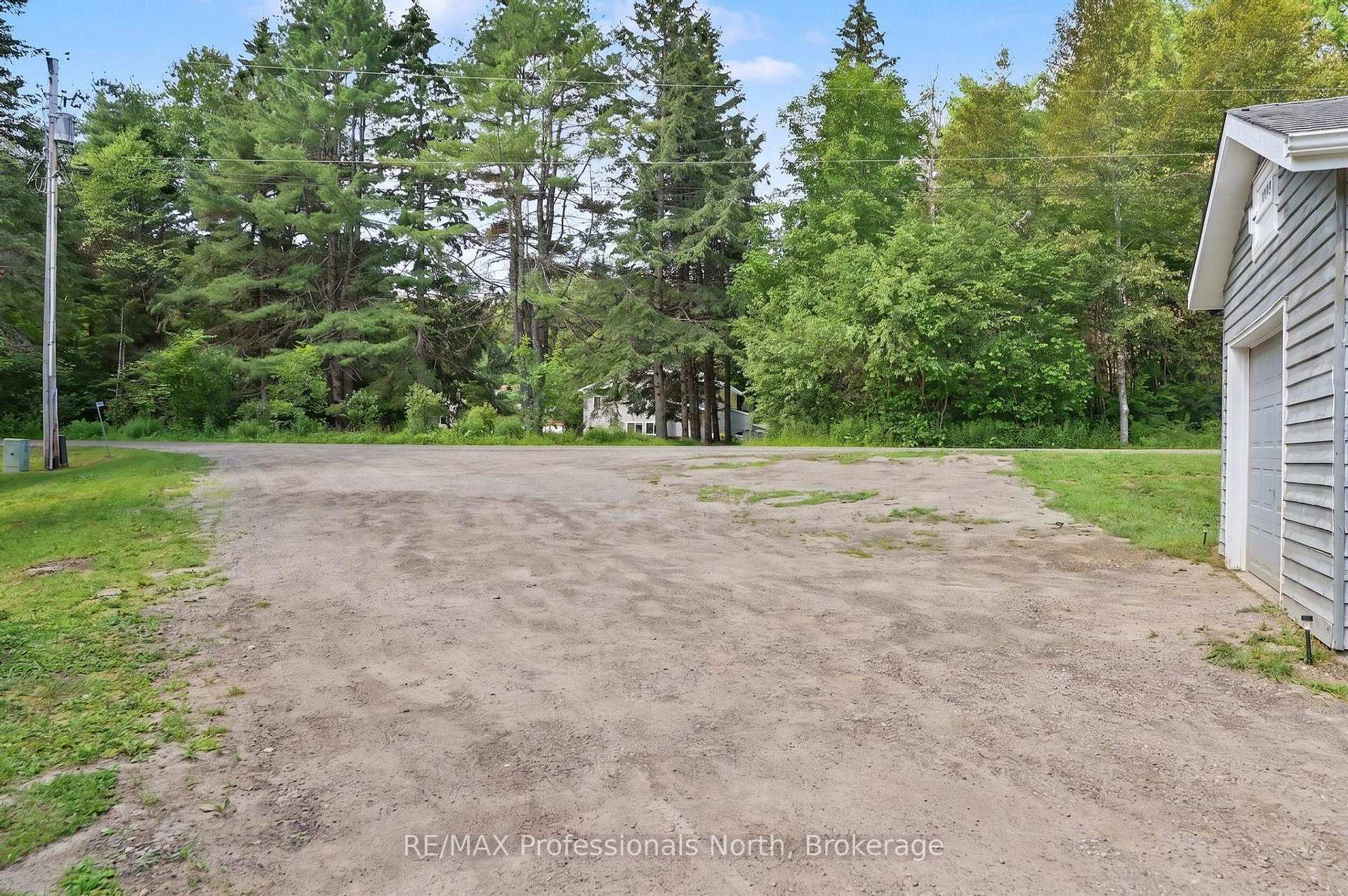 Photo 23 of 1034 Ablett Court, Algonquin Highlands, Stanhope — HOMEH