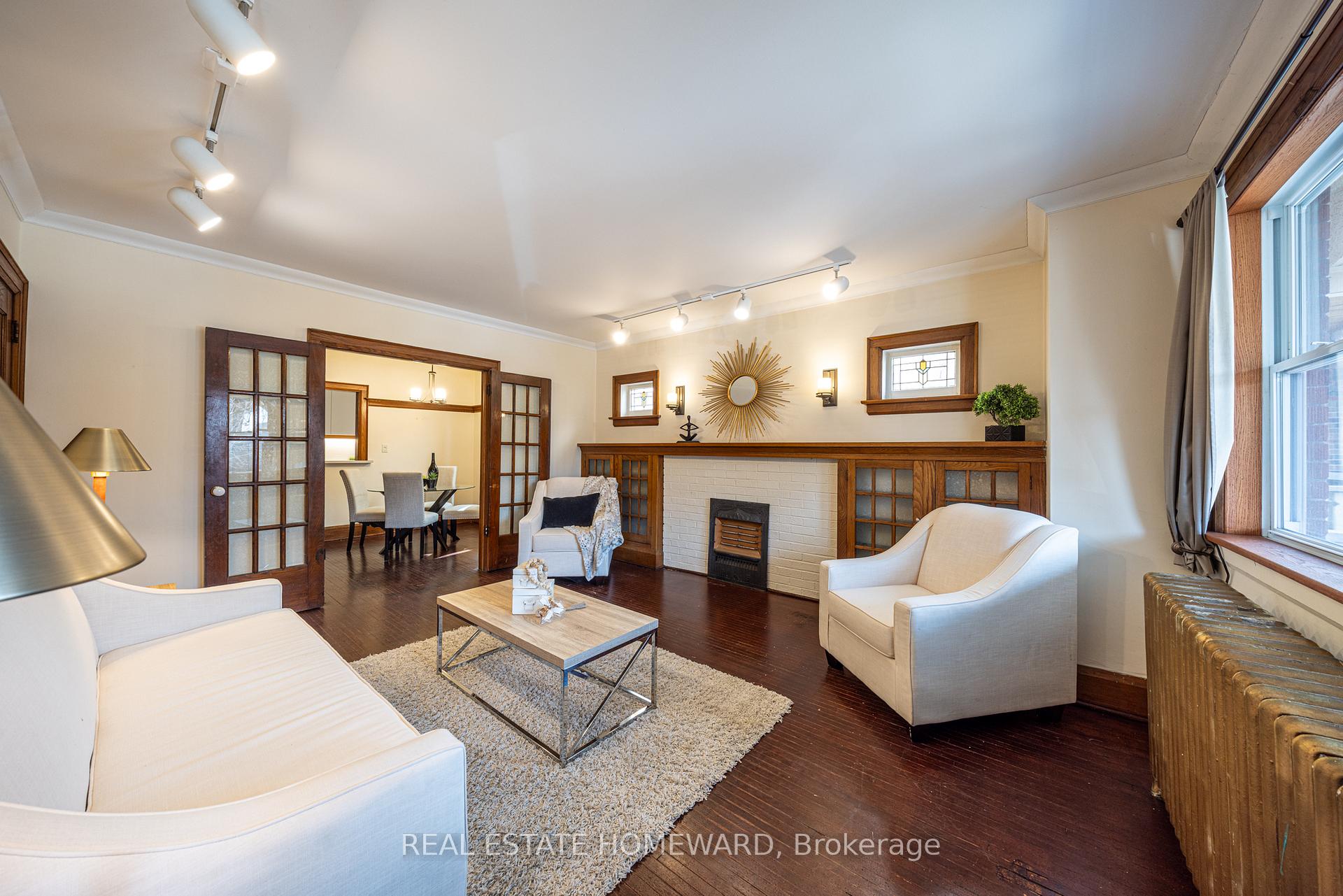 Photo 5 of Unit main, 52 Wineva Avenue, Toronto, The Beaches — HOMEH