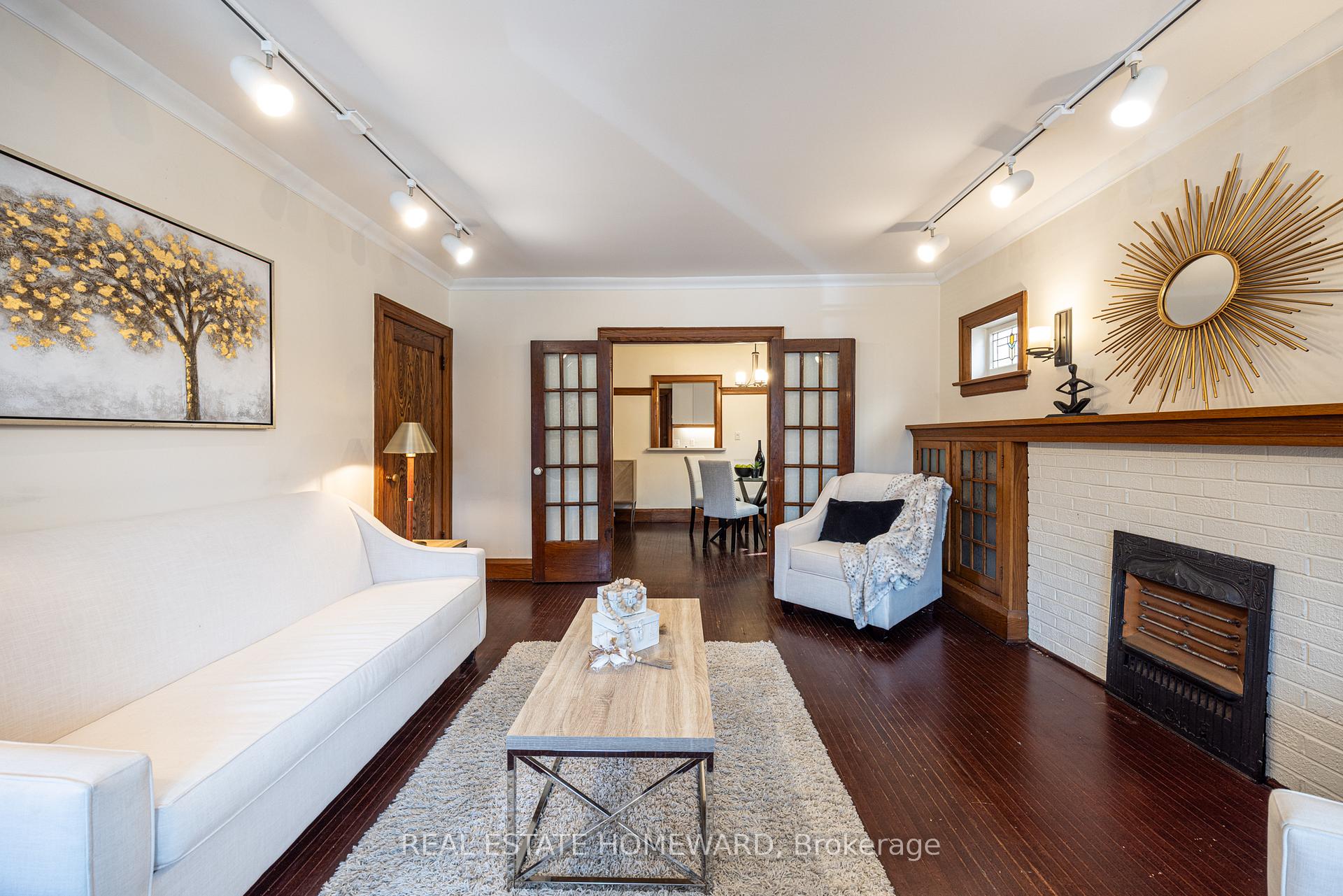 Photo 6 of Unit main, 52 Wineva Avenue, Toronto, The Beaches — HOMEH