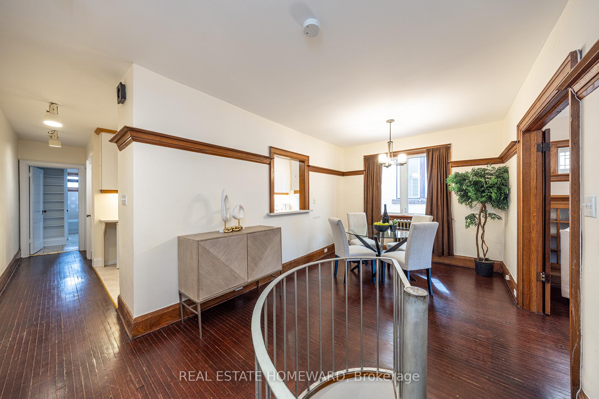 Photo 16 of Unit main, 52 Wineva Avenue, Toronto, The Beaches — HOMEH