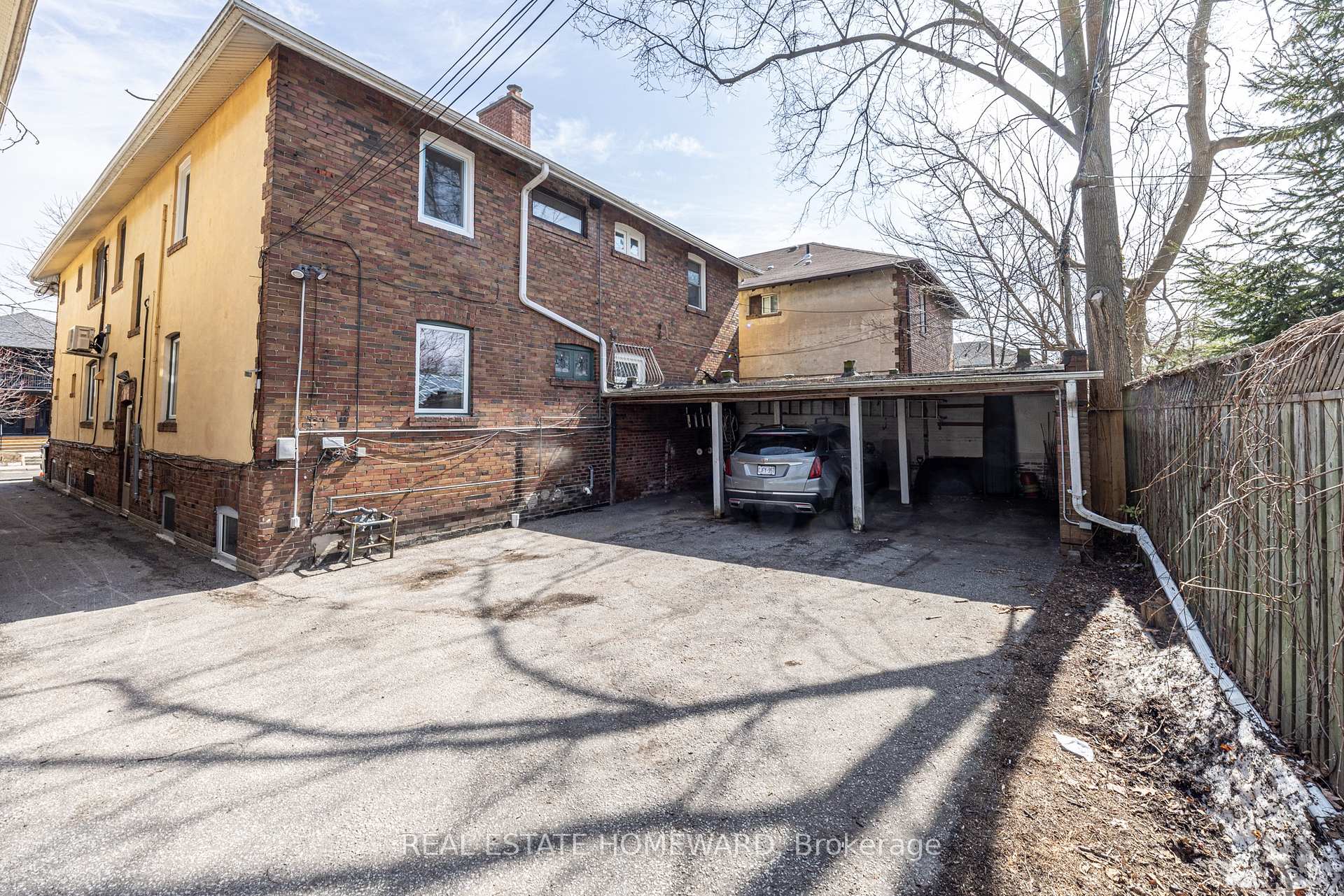 Photo 23 of Unit main, 52 Wineva Avenue, Toronto, The Beaches — HOMEH