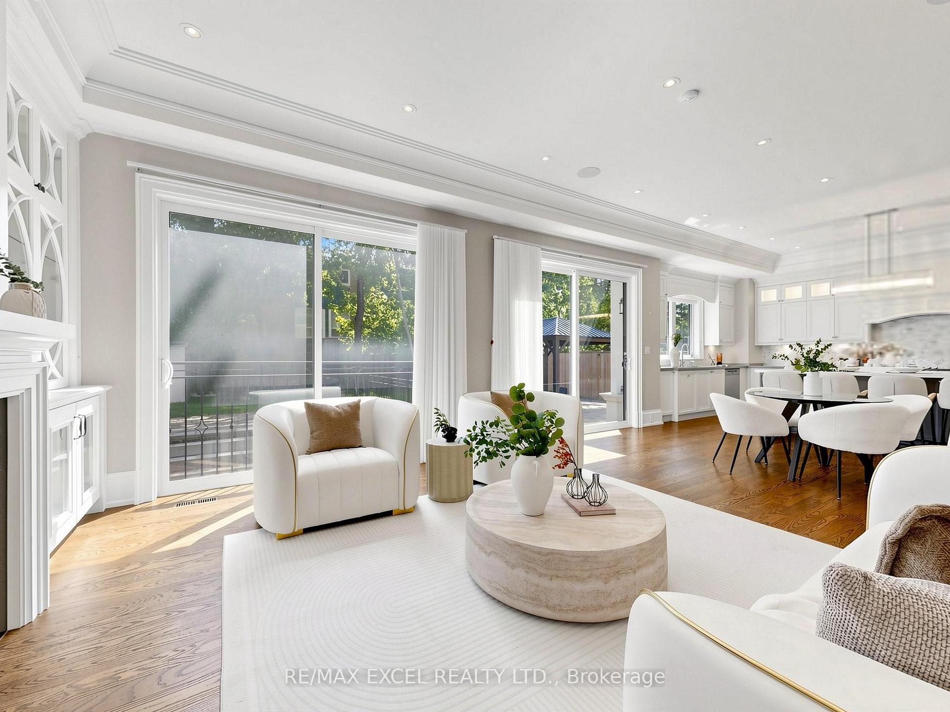 Photo 13 of 64 Summerfeldt Crescent, Markham, Unionville — HOMEH