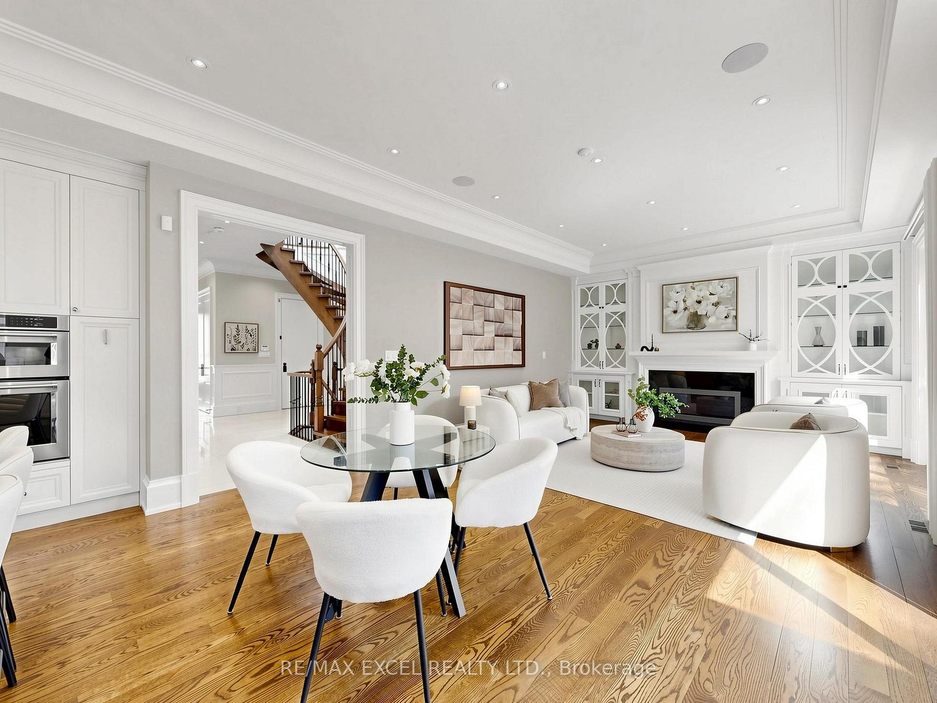Photo 14 of 64 Summerfeldt Crescent, Markham, Unionville — HOMEH