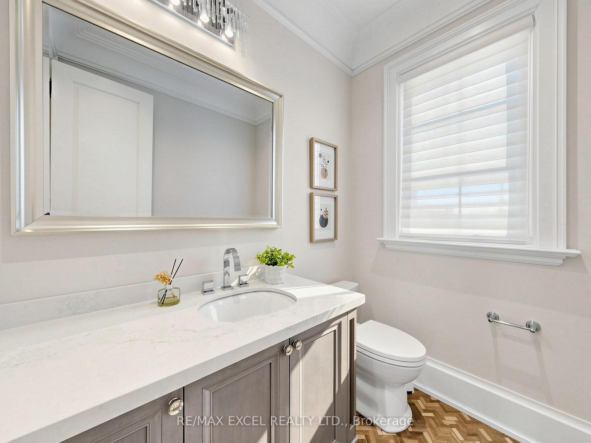 Photo 20 of 64 Summerfeldt Crescent, Markham, Unionville — HOMEH