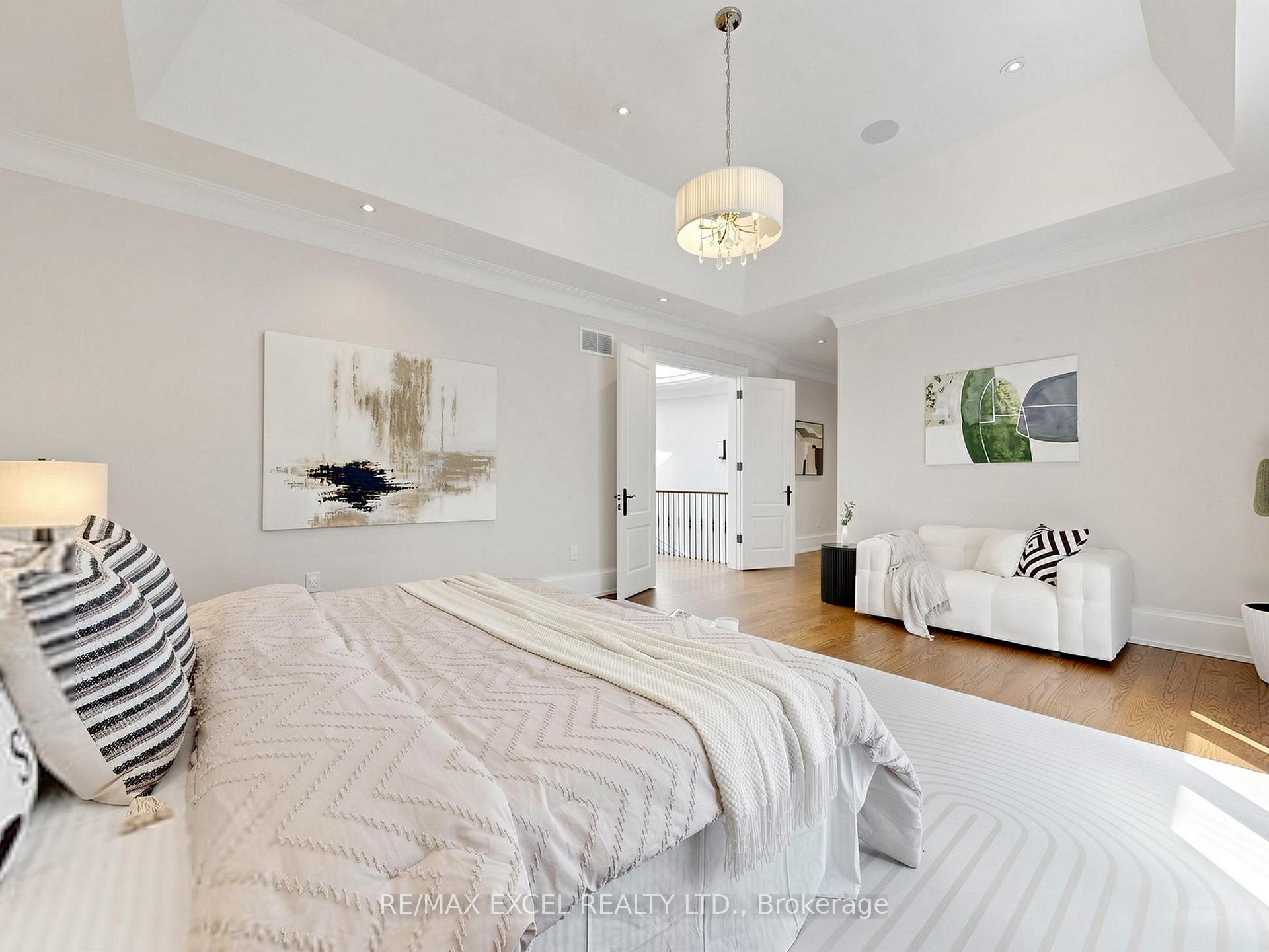 Photo 25 of 64 Summerfeldt Crescent, Markham, Unionville — HOMEH
