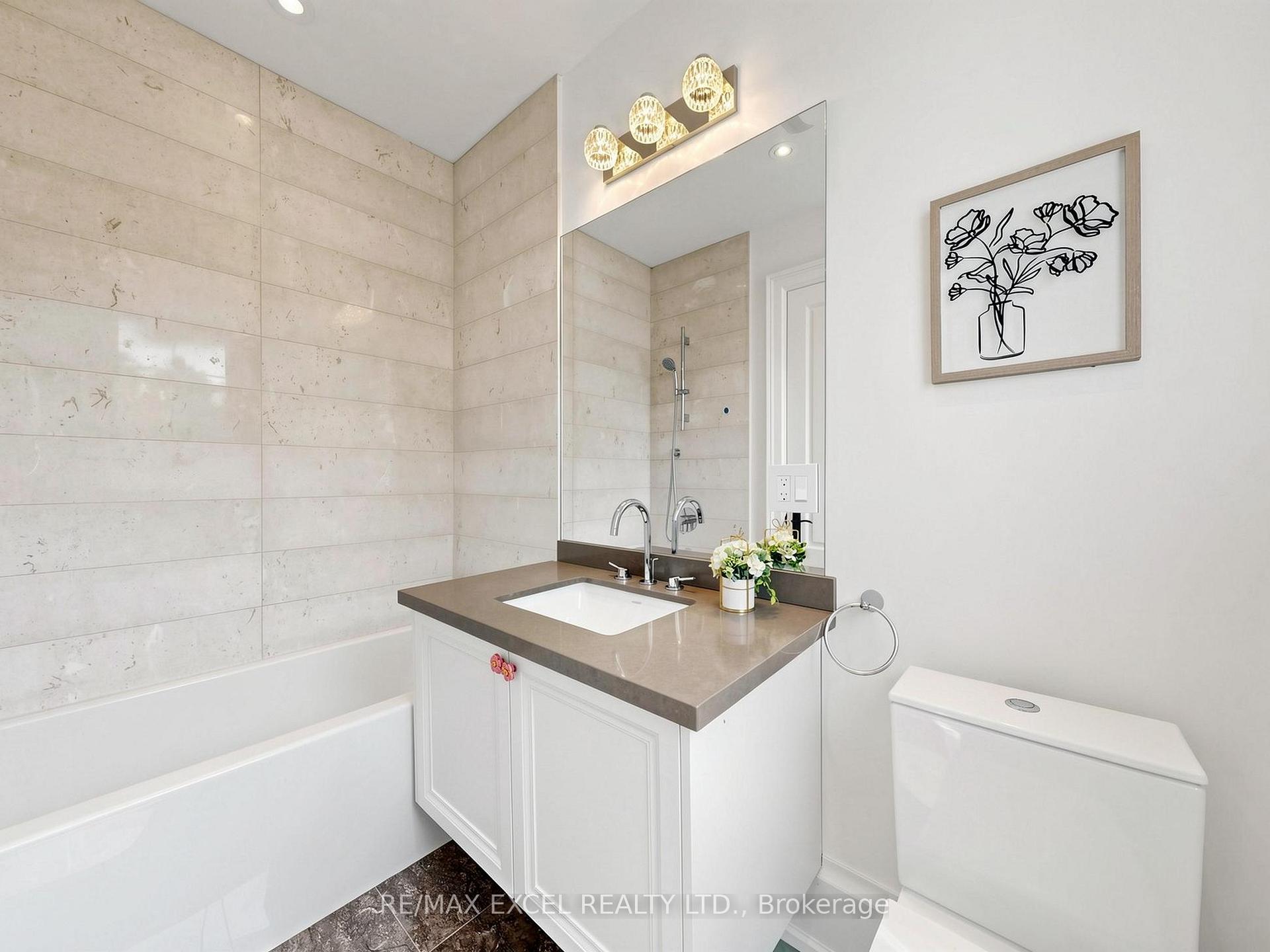 Photo 36 of 64 Summerfeldt Crescent, Markham, Unionville — HOMEH