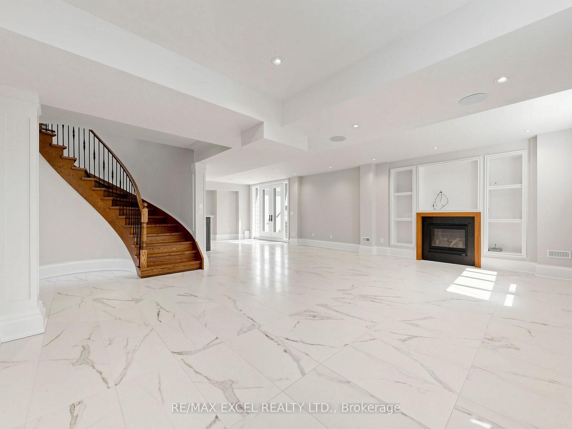 Photo 41 of 64 Summerfeldt Crescent, Markham, Unionville — HOMEH