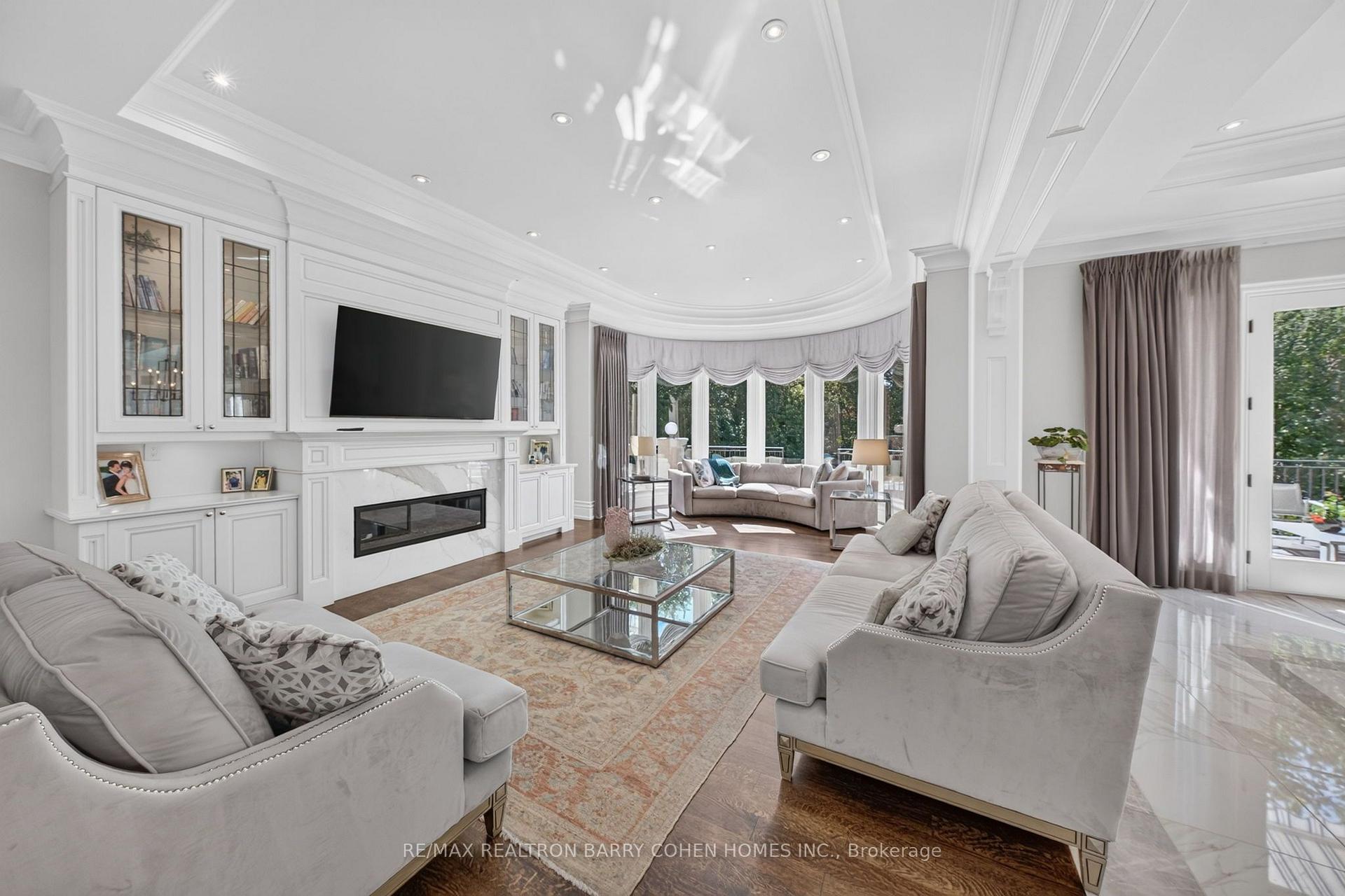 Photo 13 of 101 Forest Heights Boulevard, North York, St. Andrew-Windfields — HOMEH