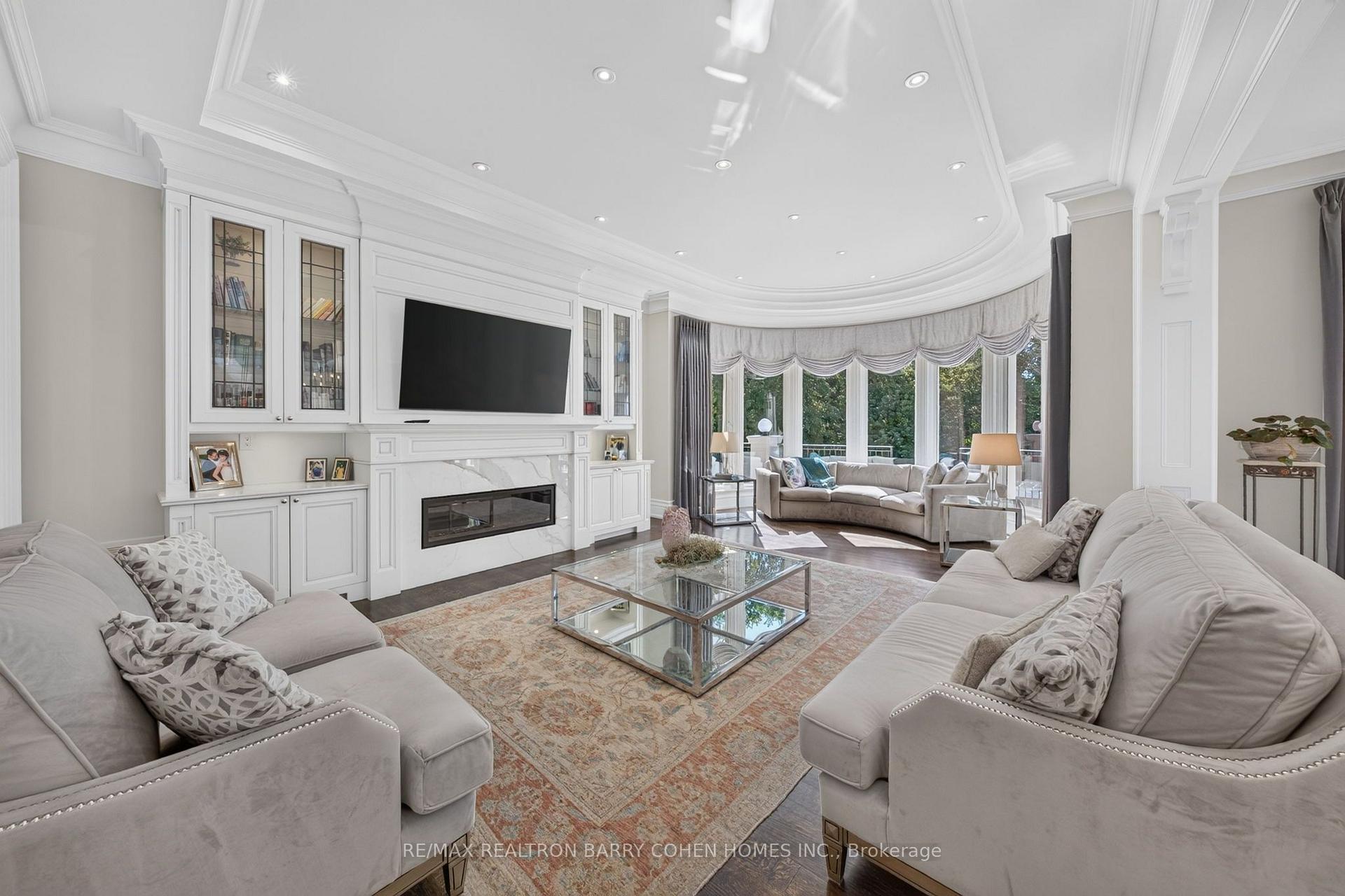 Photo 14 of 101 Forest Heights Boulevard, North York, St. Andrew-Windfields — HOMEH