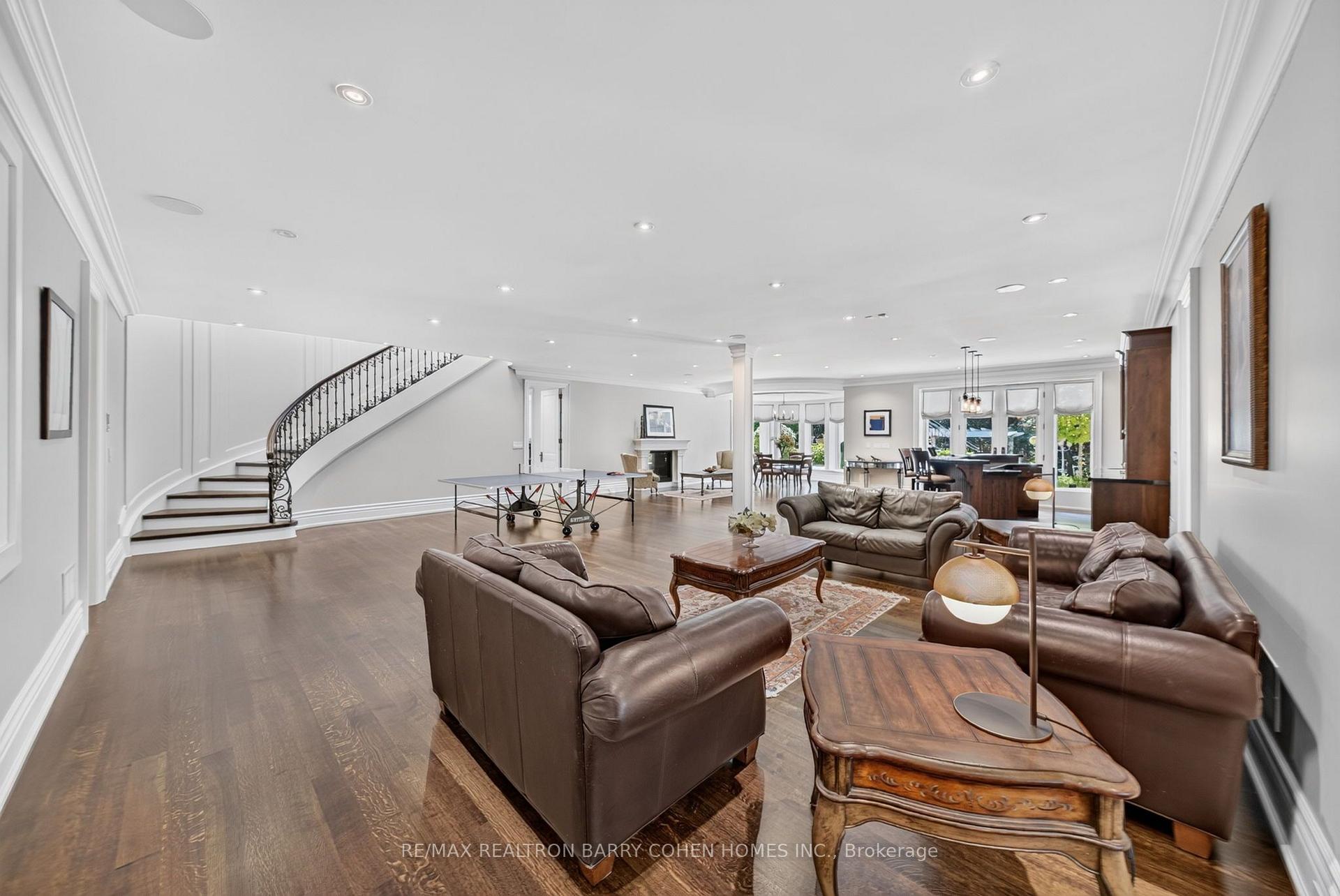 Photo 34 of 101 Forest Heights Boulevard, North York, St. Andrew-Windfields — HOMEH