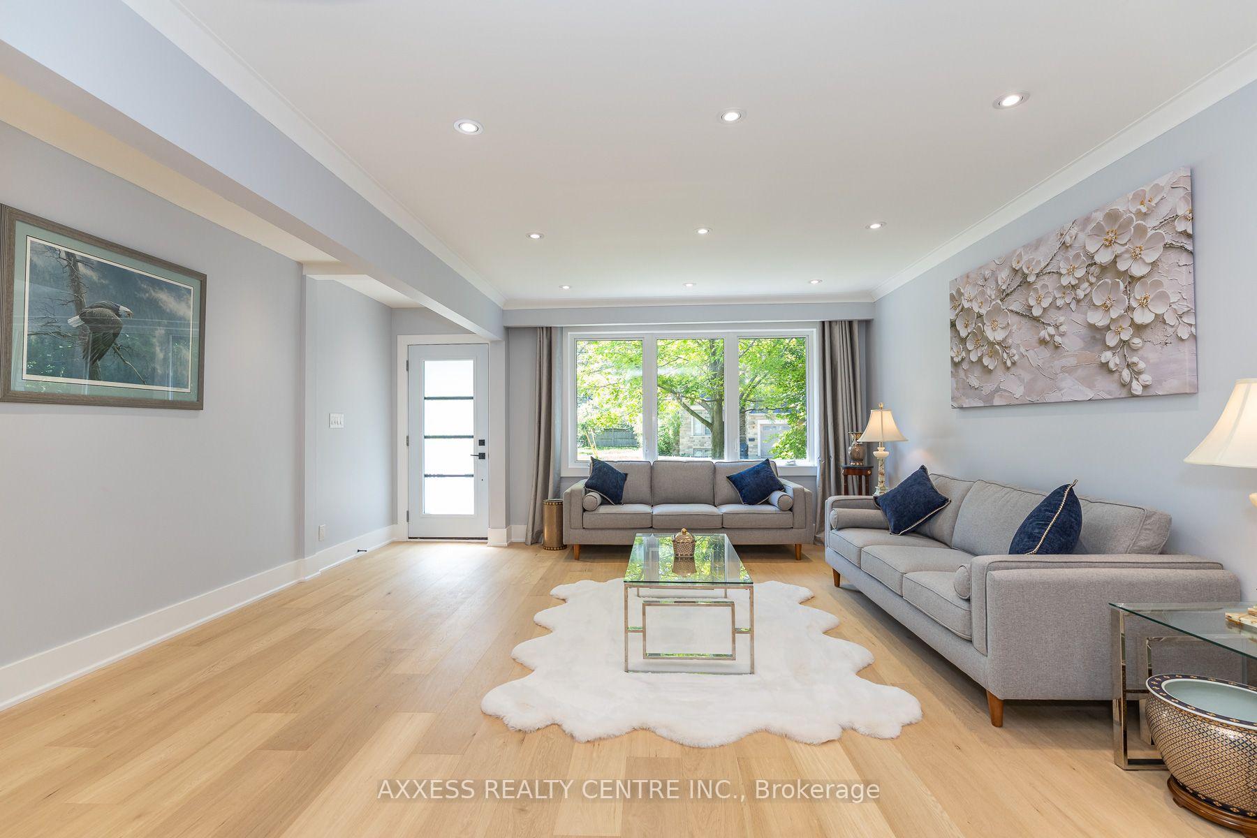 Photo 6 of 44 Transwell Avenue, North York, Newtonbrook West — HOMEH