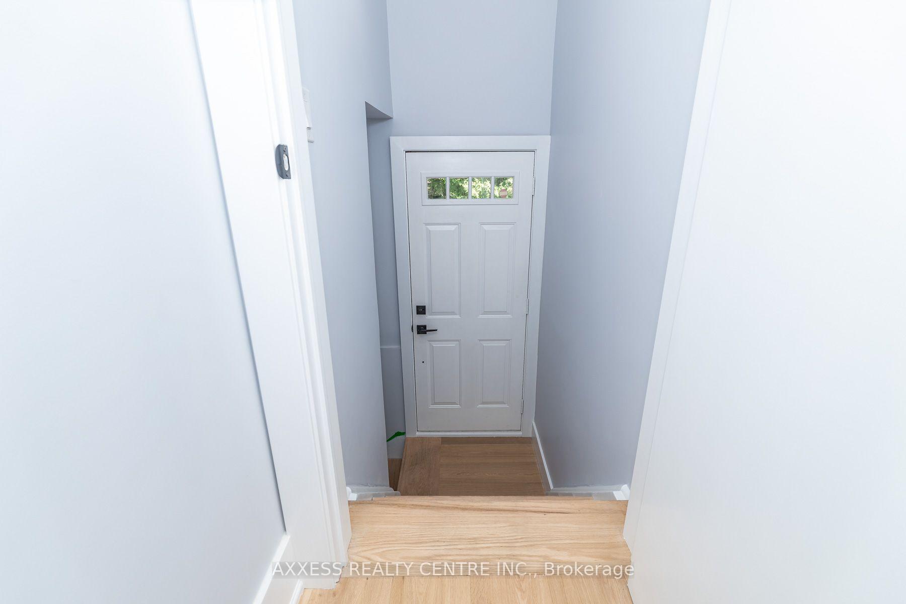 Photo 26 of 44 Transwell Avenue, North York, Newtonbrook West — HOMEH