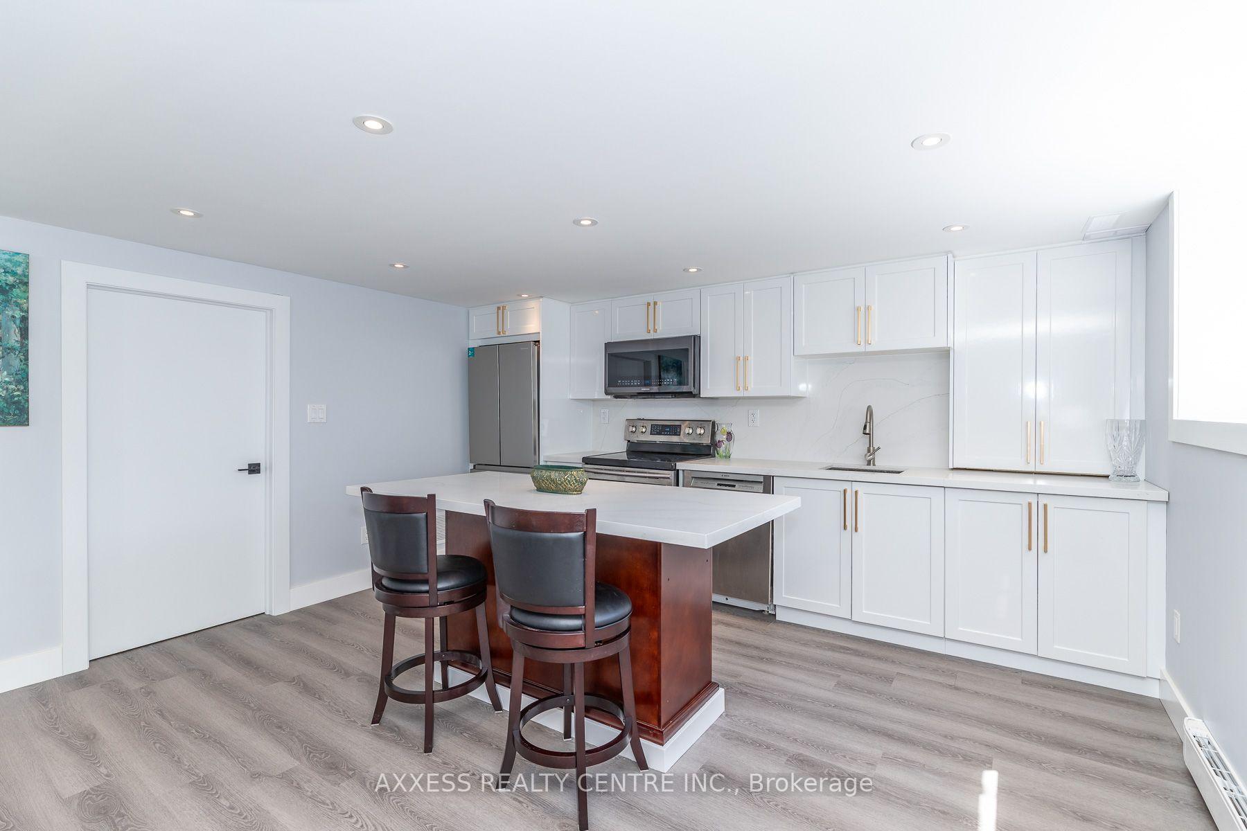 Photo 28 of 44 Transwell Avenue, North York, Newtonbrook West — HOMEH