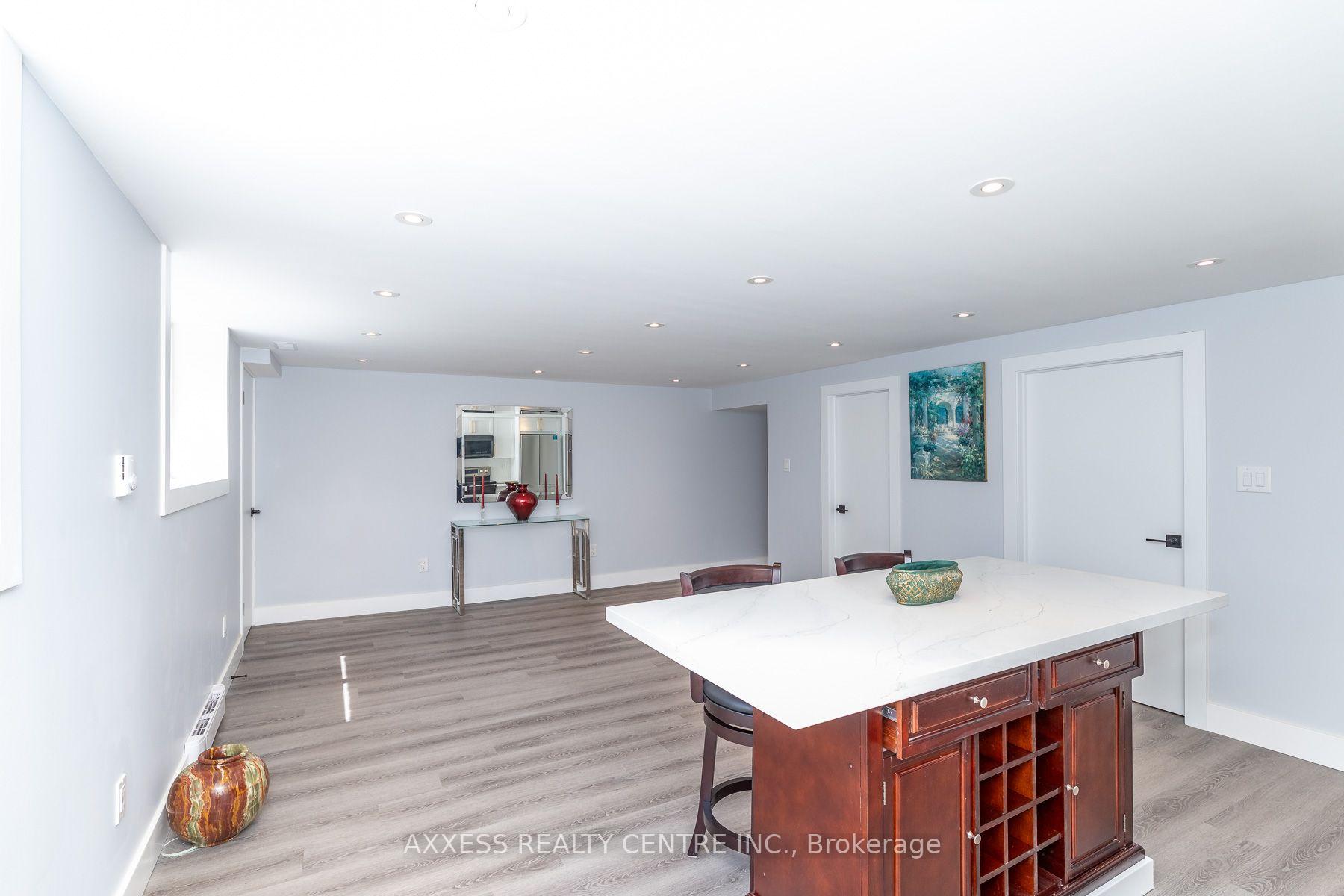 Photo 31 of 44 Transwell Avenue, North York, Newtonbrook West — HOMEH