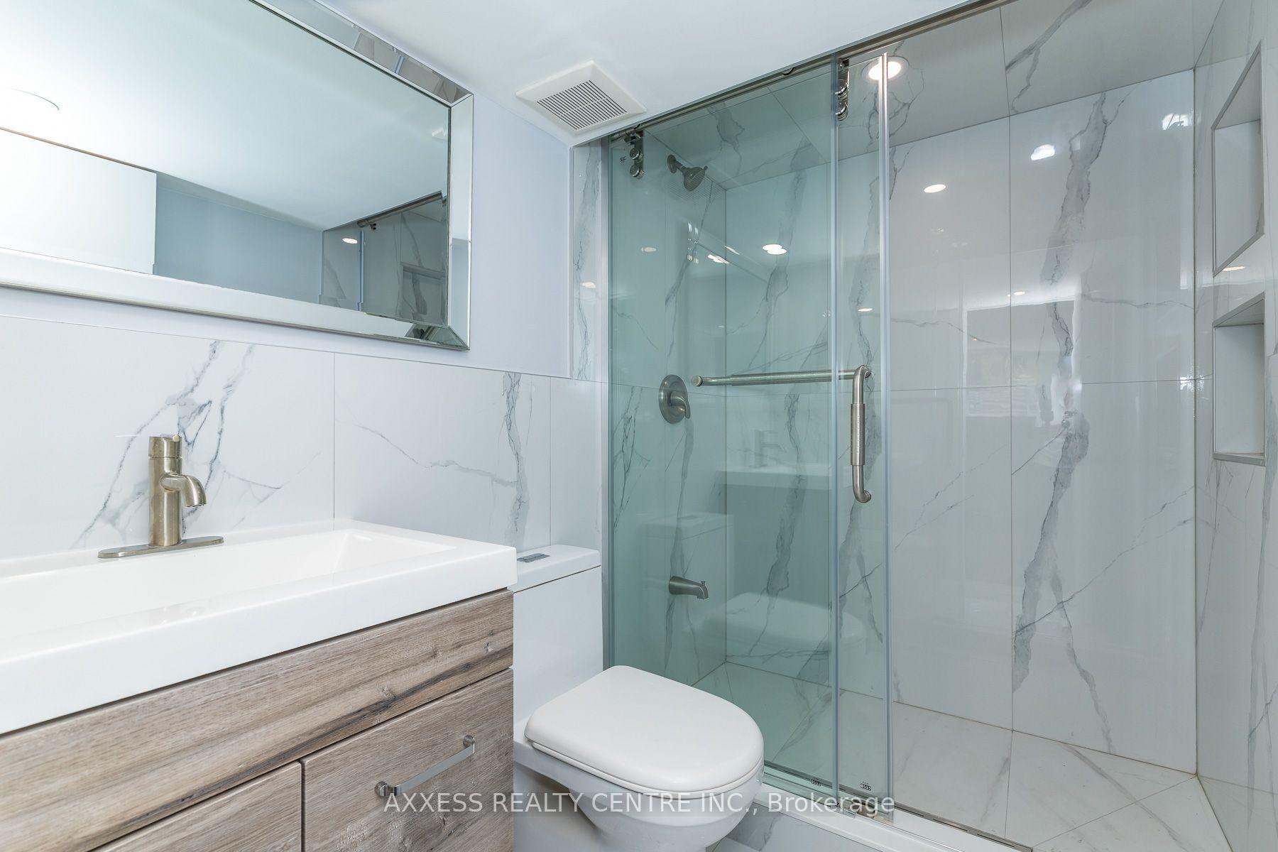 Photo 34 of 44 Transwell Avenue, North York, Newtonbrook West — HOMEH