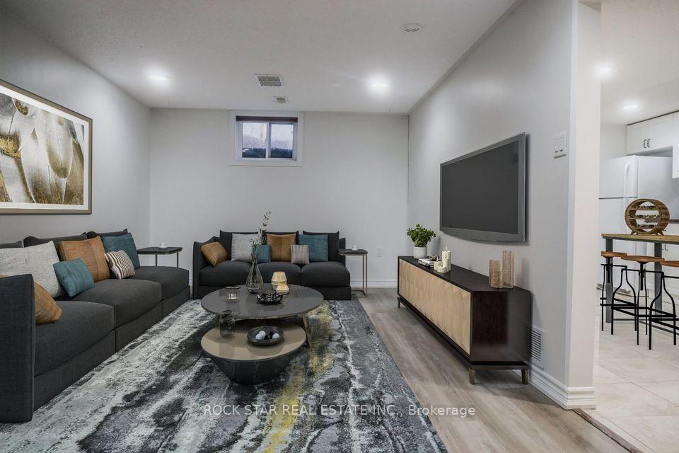 Photo 6 of Unit Lower, 790 Stone Church Road E, Hamilton, Eleanor — HOMEH