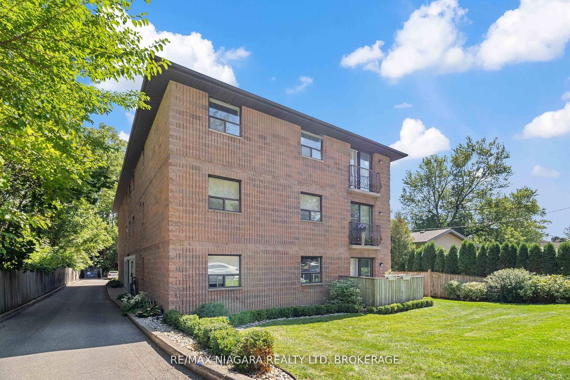 Photo of Unit 302, 78 Welland Street N