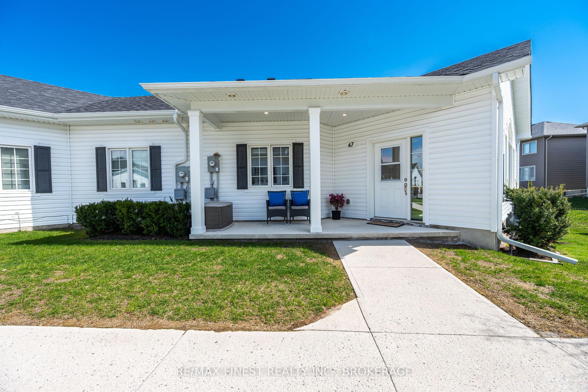 Photo 6 of 47 Lowry Place, Loyalist, Amherstview — HOMEH