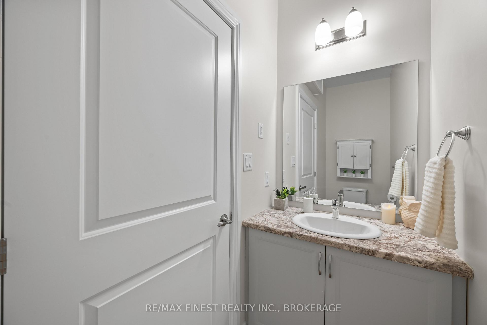 Photo 21 of 47 Lowry Place, Loyalist, Amherstview — HOMEH