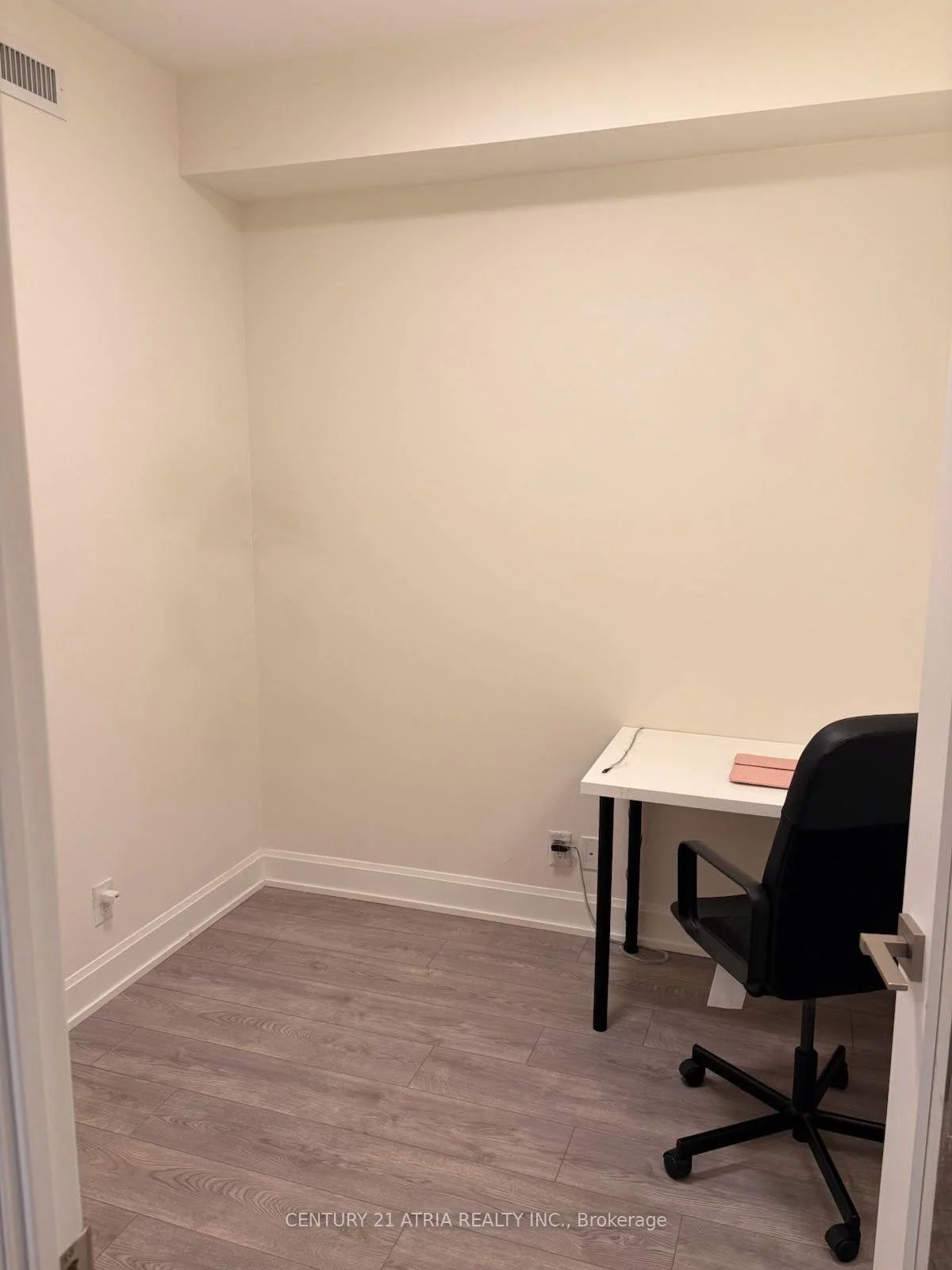 Photo 6 of Unit 1808, 8 Water Walk Drive, Markham, Commerce Valley — HOMEH