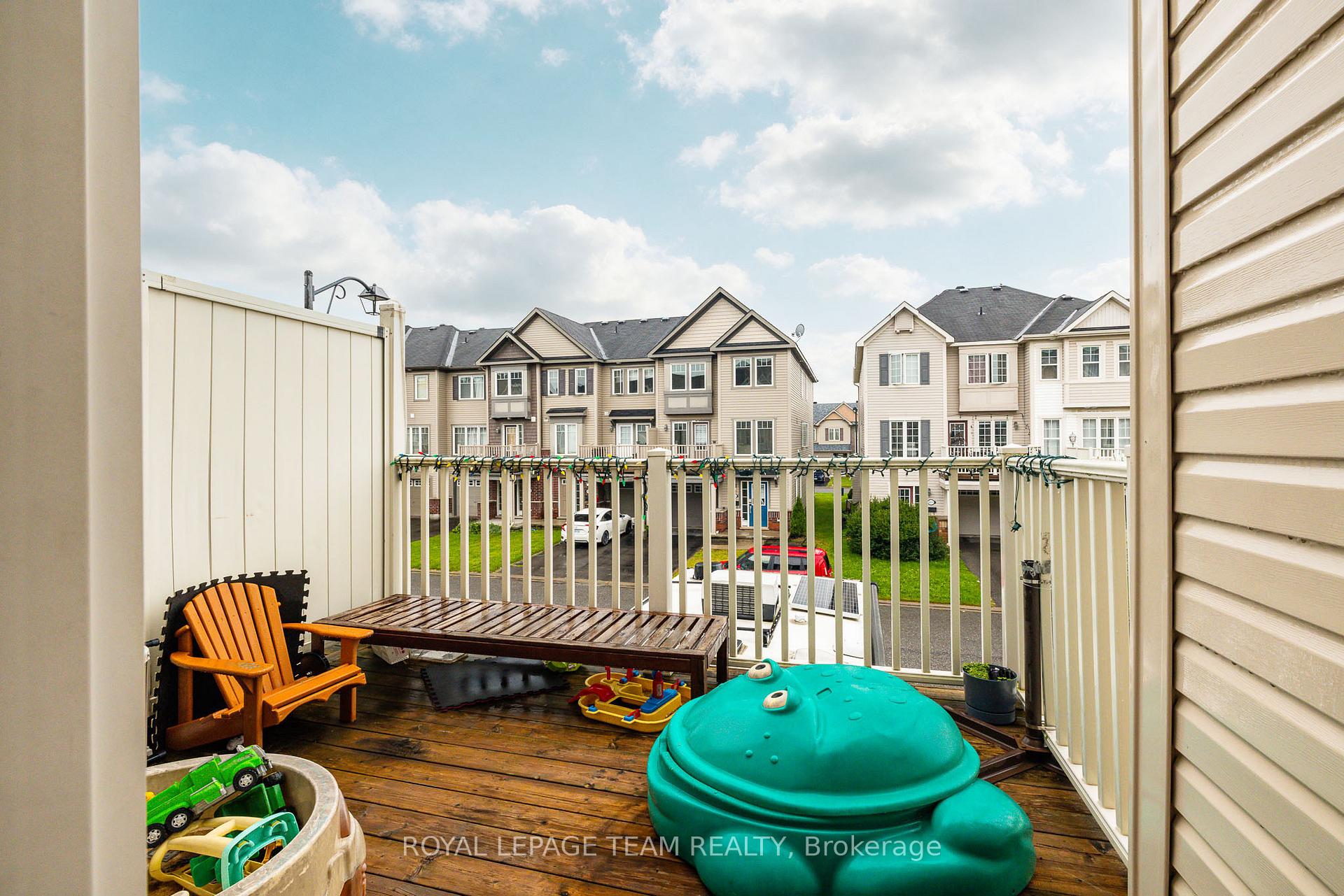 Photo 16 of 2510 Nutgrove Avenue, Ottawa, Barrhaven - Half Moon Bay — HOMEH
