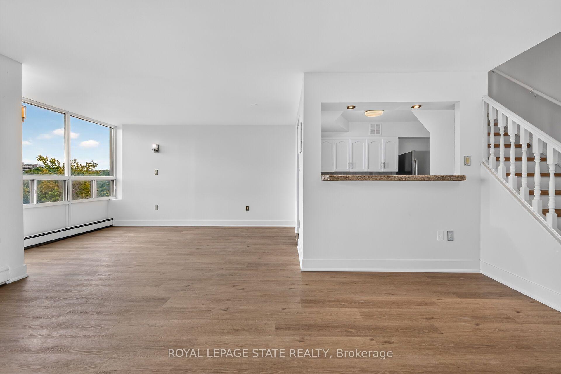 Photo 11 of Unit 409, 10 John Street W, Hamilton, Dundas — HOMEH