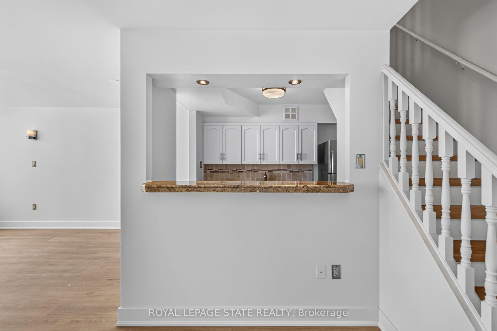 Photo 18 of Unit 409, 10 John Street W, Hamilton, Dundas — HOMEH