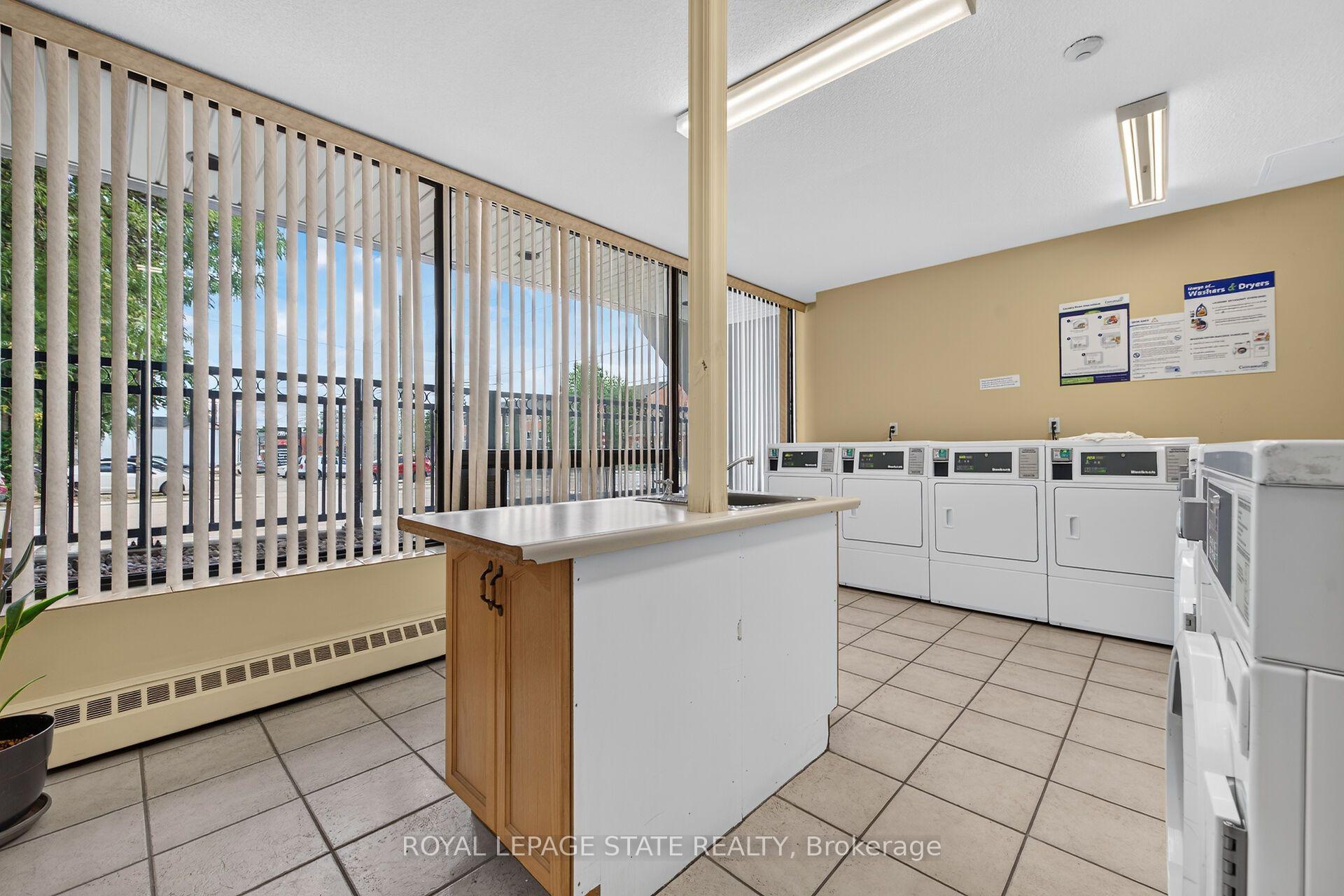 Photo 33 of Unit 409, 10 John Street W, Hamilton, Dundas — HOMEH