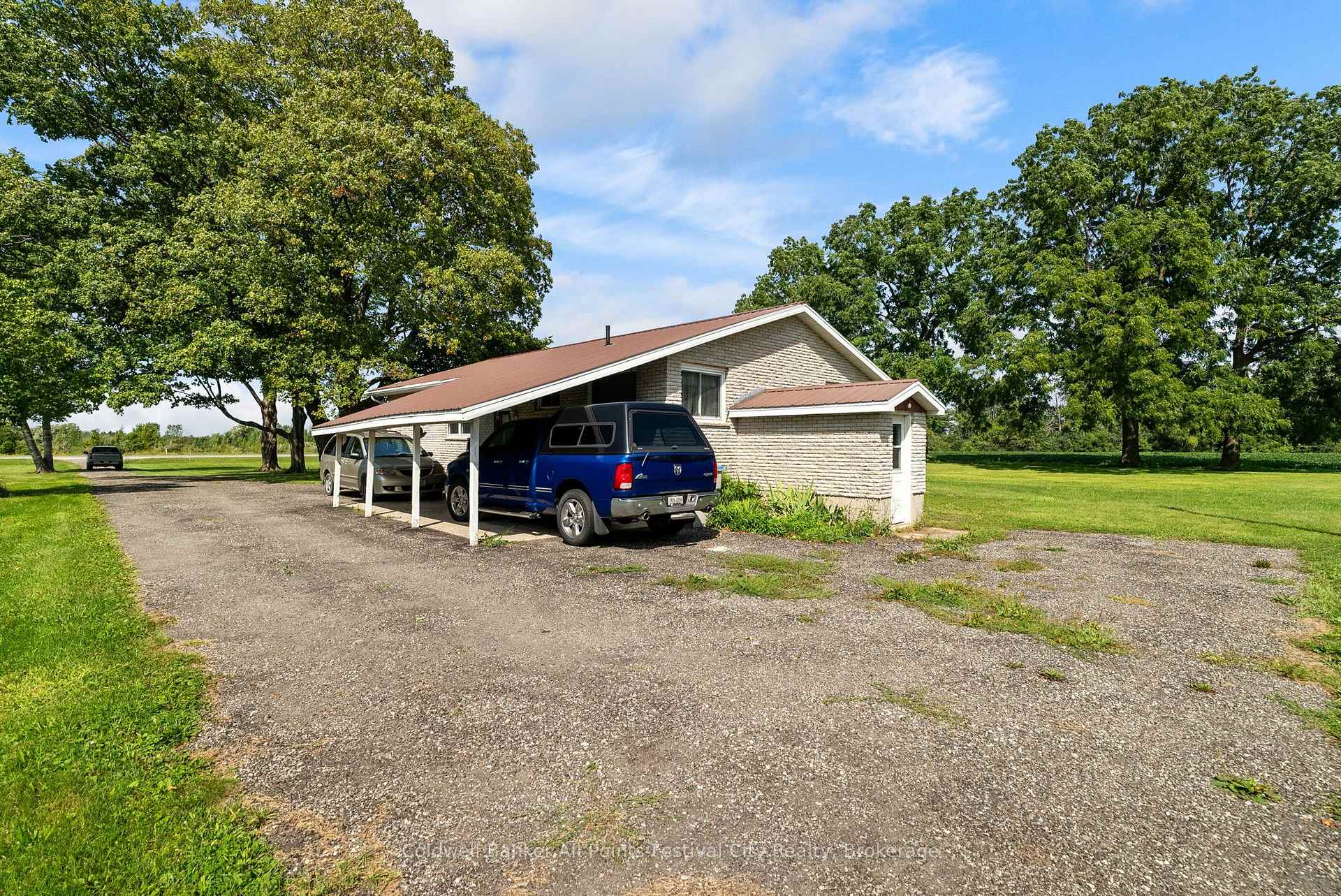 Photo 32 of 79324 Bluewater Highway, Central Huron, Goderich — HOMEH