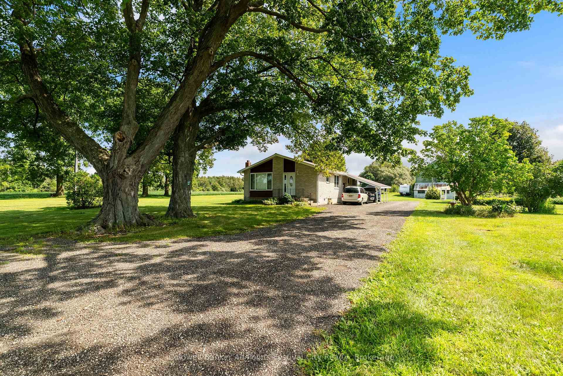 Photo 37 of 79324 Bluewater Highway, Central Huron, Goderich — HOMEH