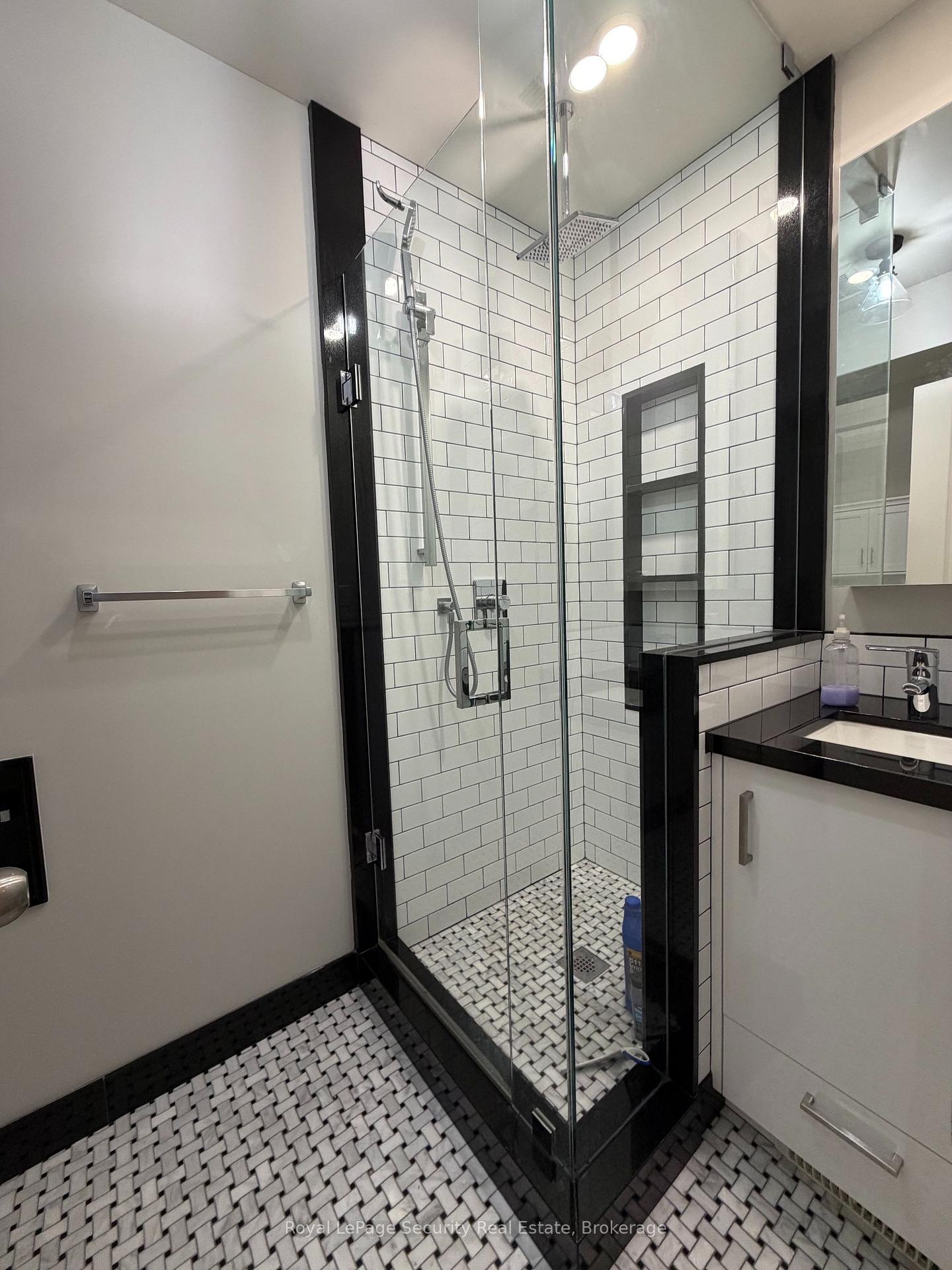Photo 9 of 15 Coolmine Road, Toronto, Little Portugal — HOMEH