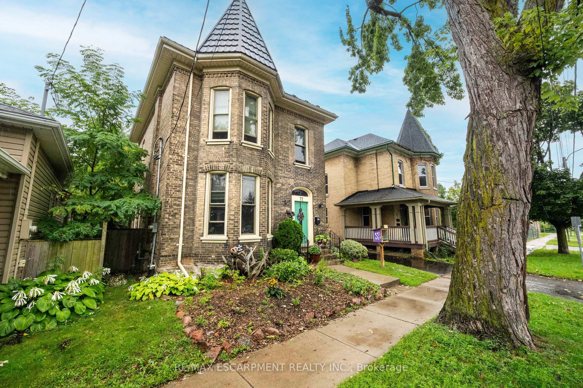Photo 14 of 72 Pearl Street, Brantford, Downtown Core — HOMEH